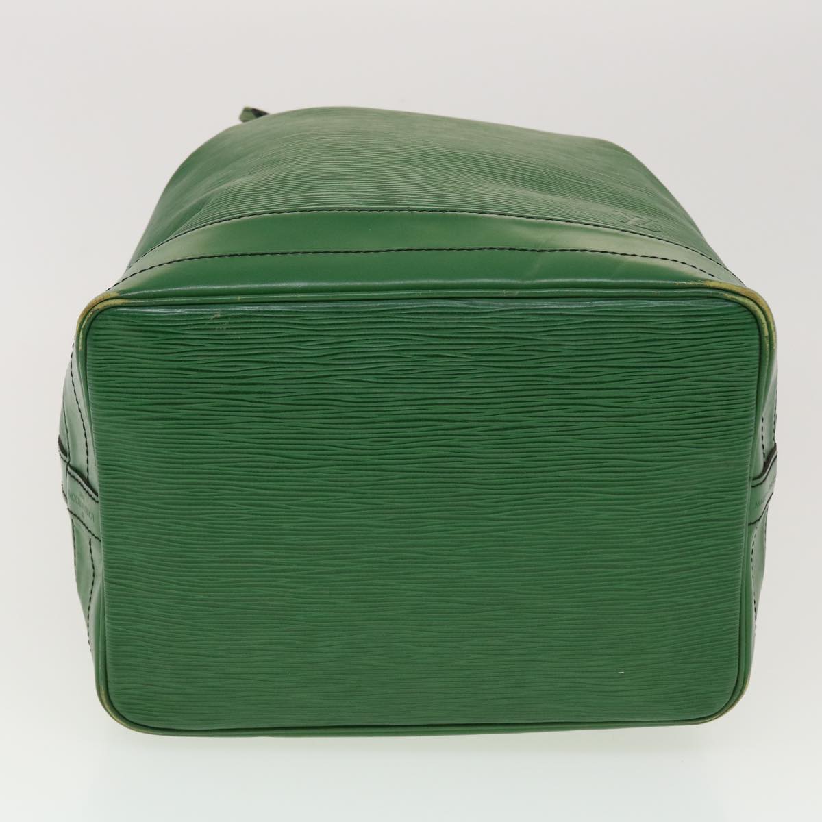 LOUIS VUITTON Epi Noe Shoulder Bag Green M44004 LV 45111