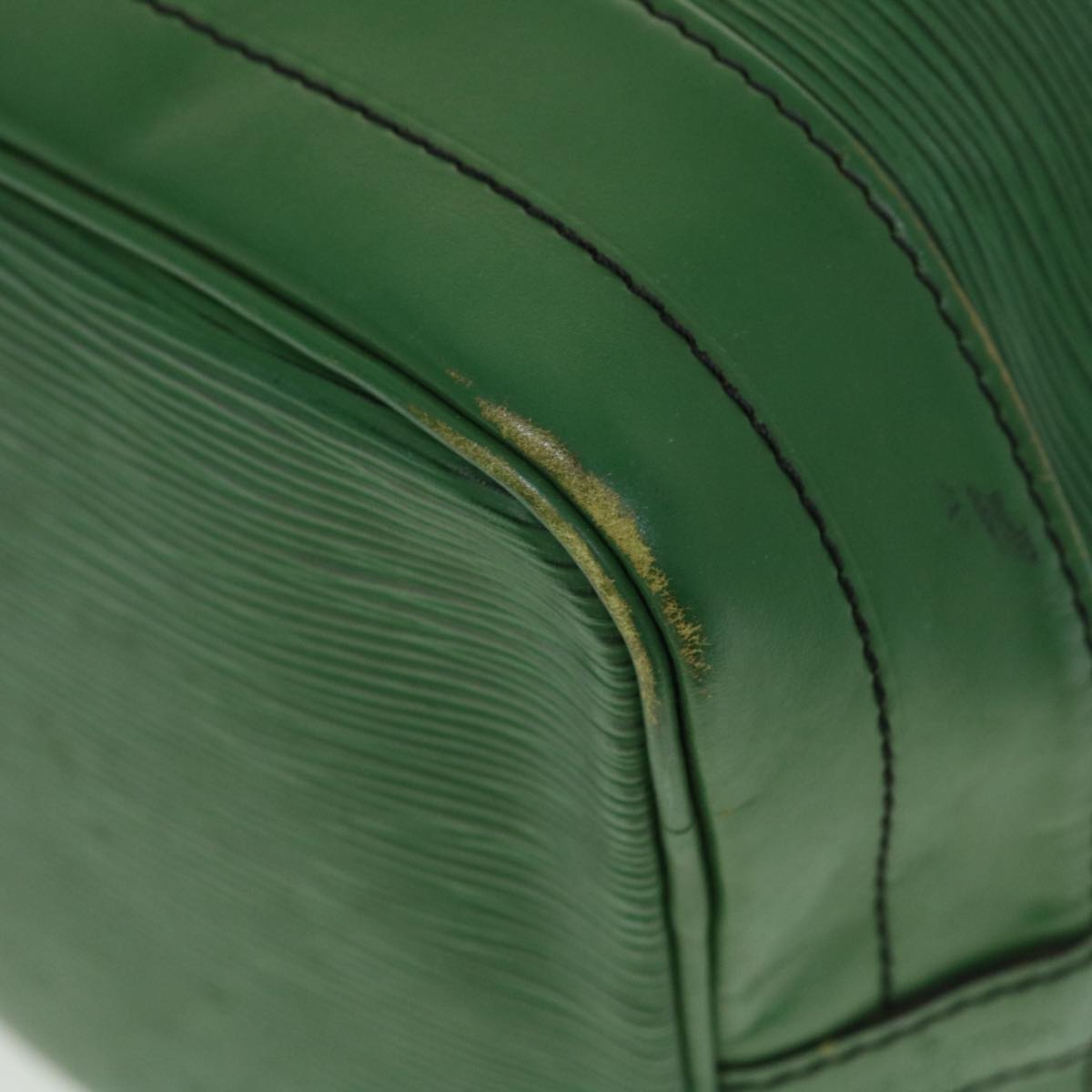 LOUIS VUITTON Epi Noe Shoulder Bag Green M44004 LV 45111