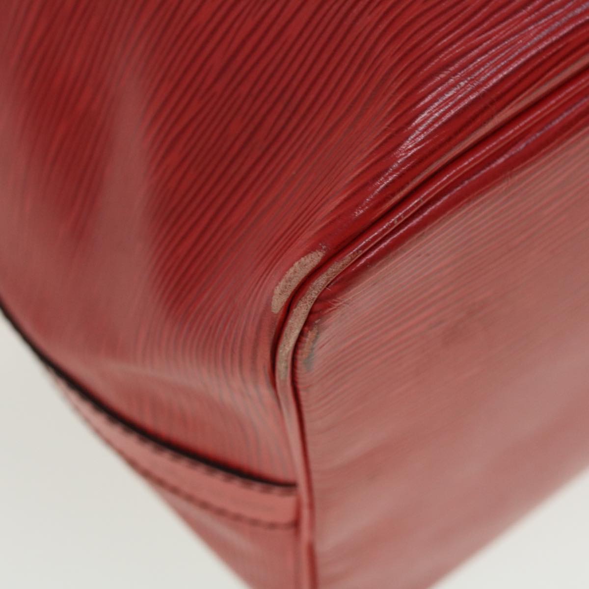 LOUIS VUITTON Epi Petit Noe Shoulder Bag Red M44107 LV 45112