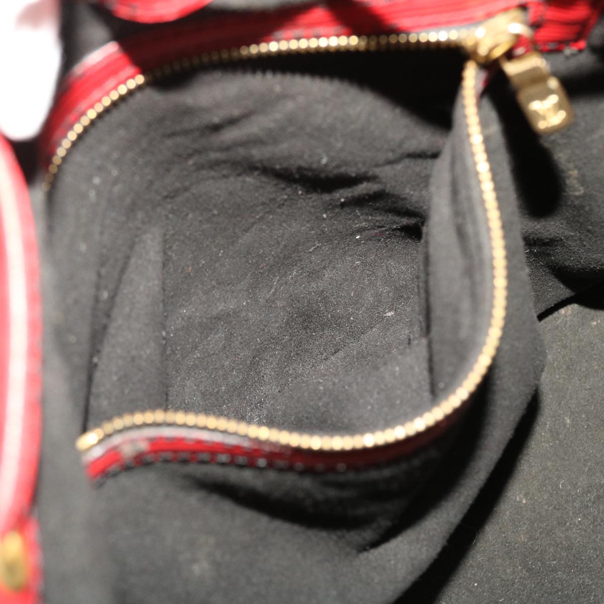LOUIS VUITTON Epi Petit Noe Shoulder Bag Red M44107 LV 45112