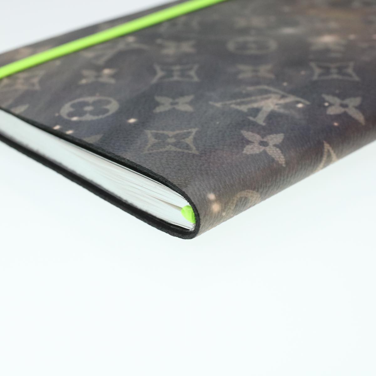LOUIS VUITTON Monogram Galaxy Cahier Gustave Planner Gray LV 45130A