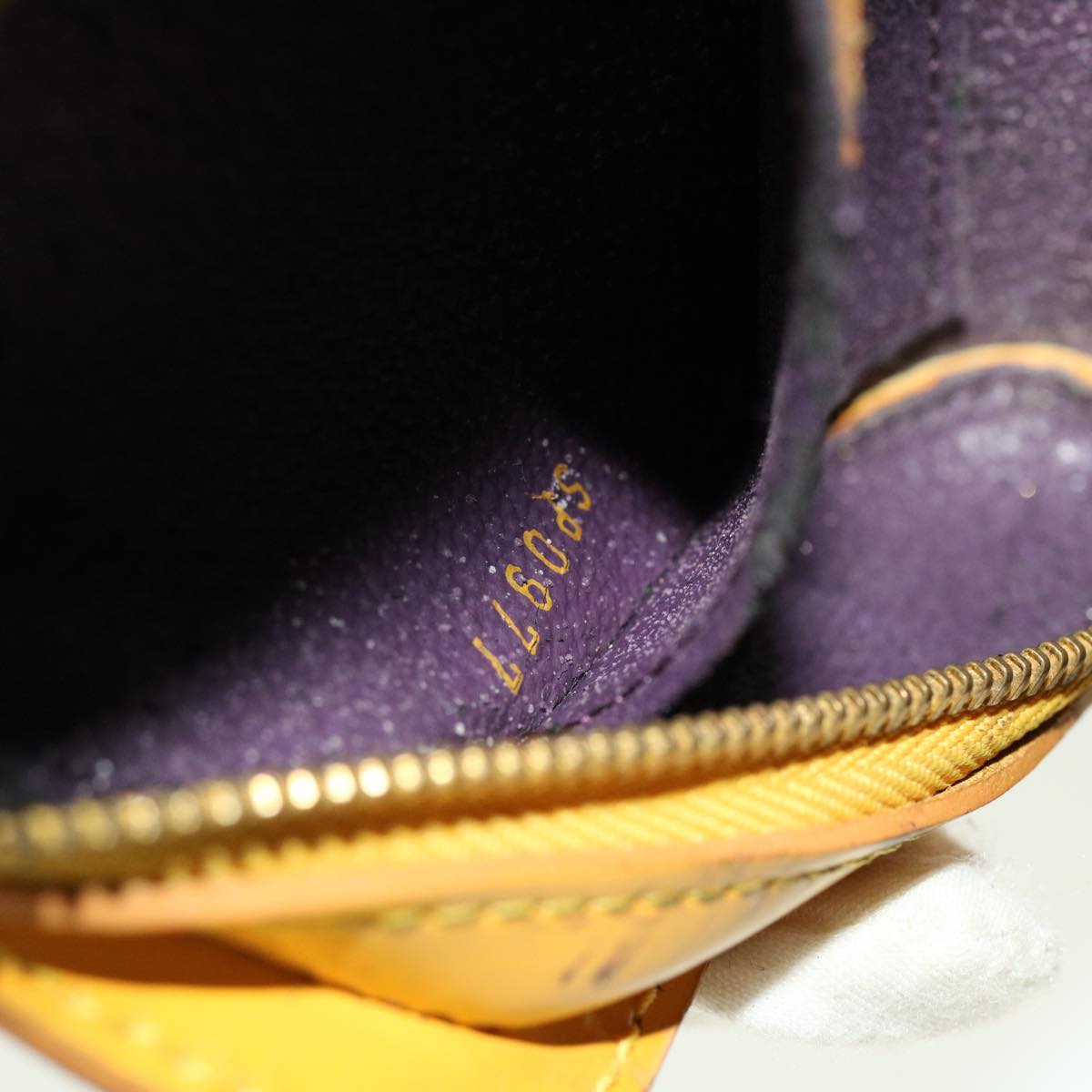 LOUIS VUITTON Epi Dauphine PM Pouch Yellow M48449 LV 45144