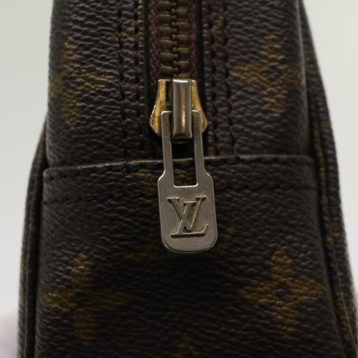 LOUIS VUITTON Monogram Trousse Toilette 23 Clutch Bag M47524 LV 45171