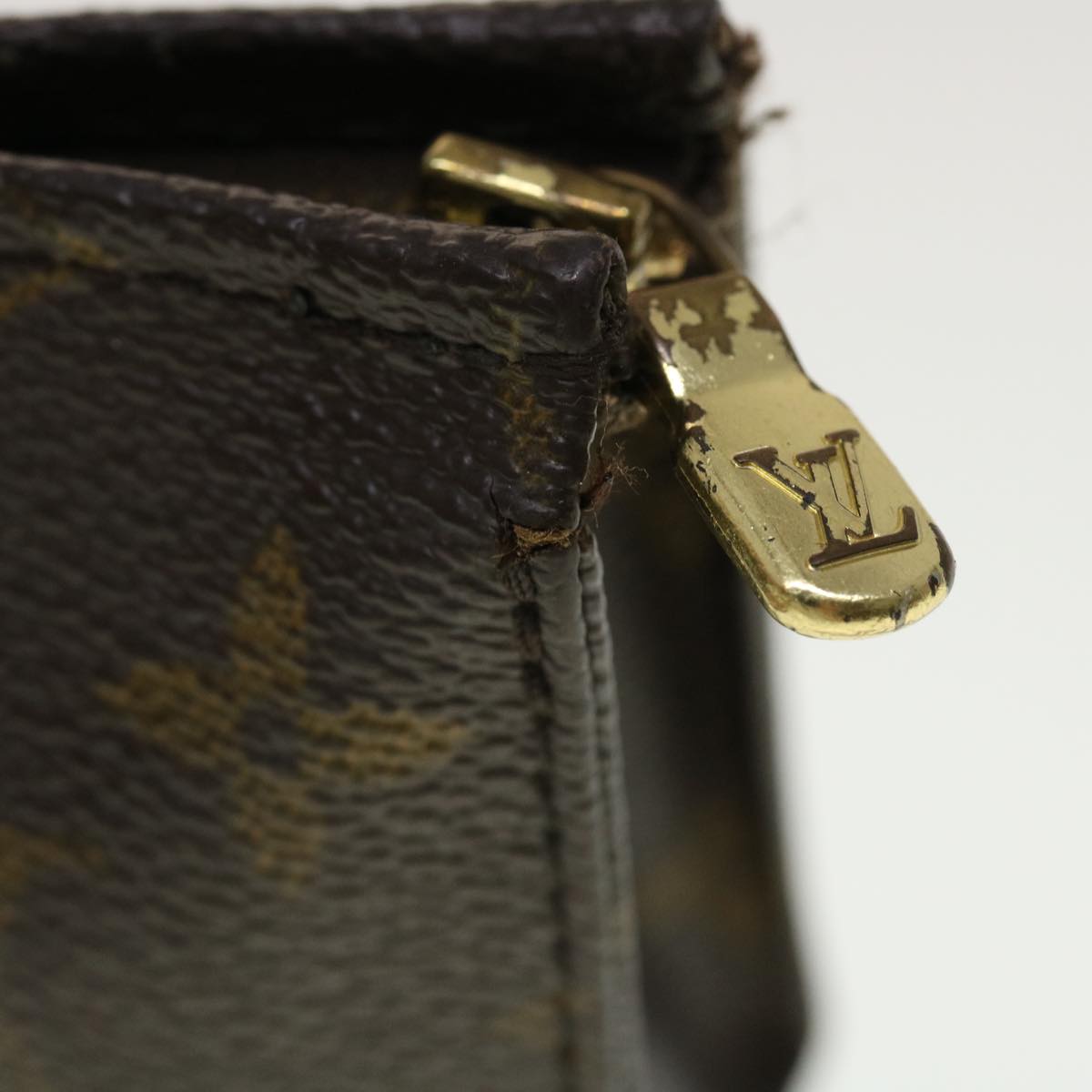 LOUIS VUITTON Monogram Poche Toilette 15 Pouch M47546 LV 45175