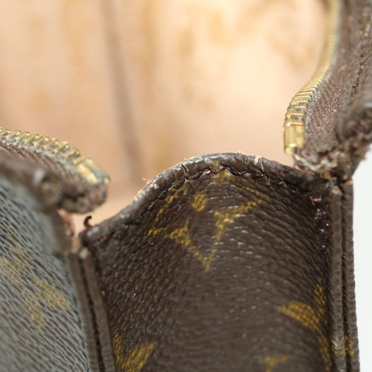 LOUIS VUITTON Monogram Poche Toilette 15 Pouch M47546 LV 45175