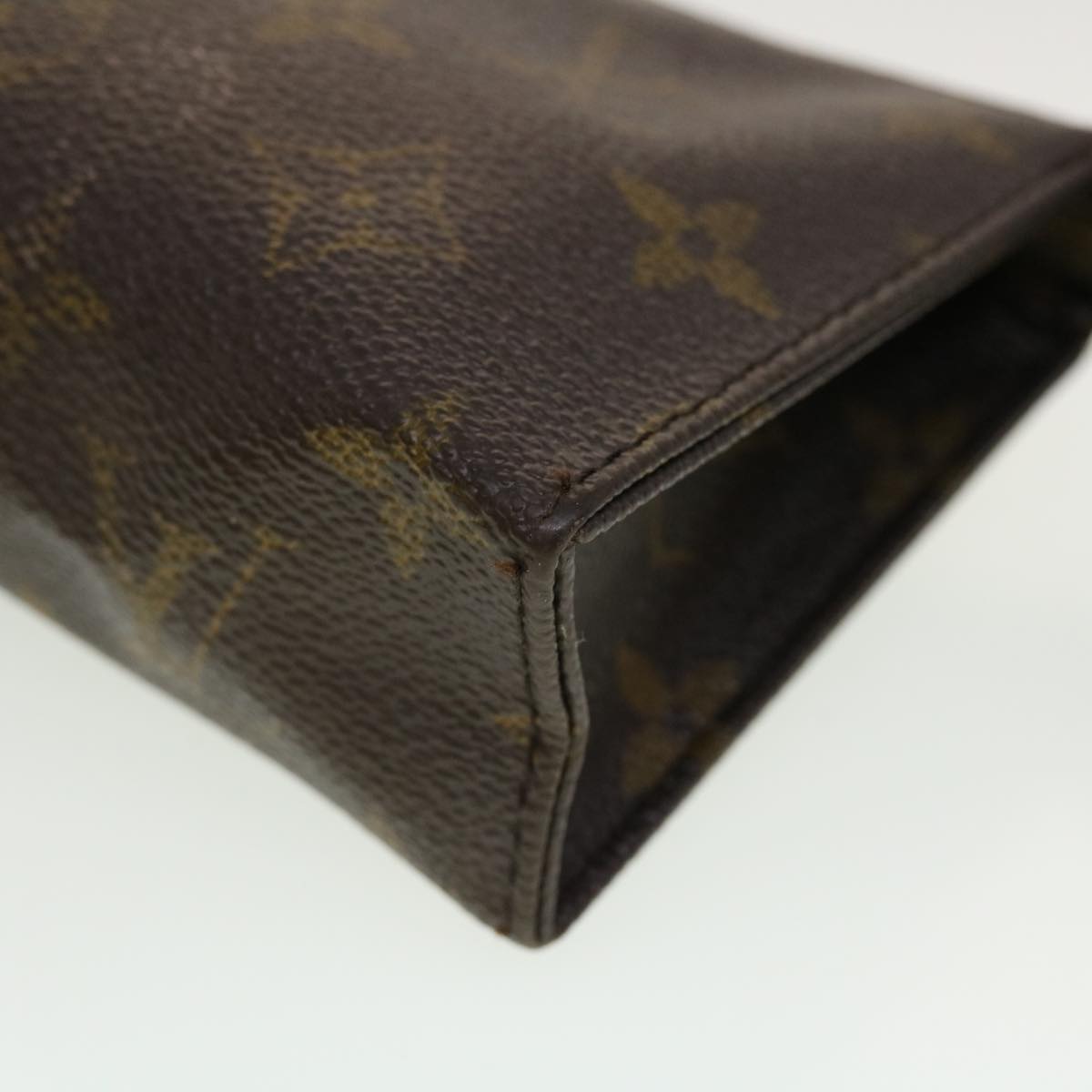 LOUIS VUITTON Monogram Poche Toilette 15 Pouch M47546 LV 45175
