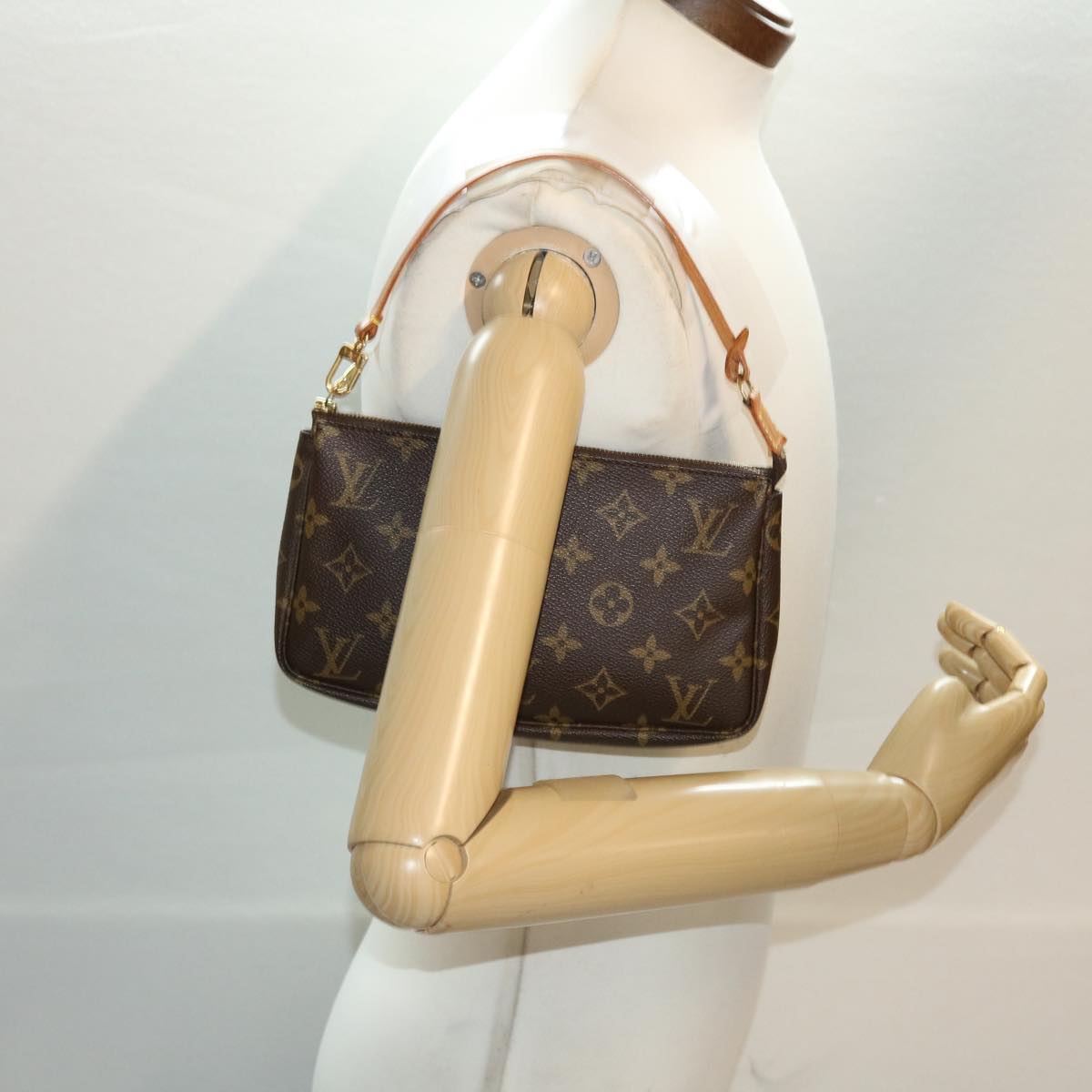 LOUIS VUITTON Monogram Pochette Accessoires Pouch M51980 LV 45181