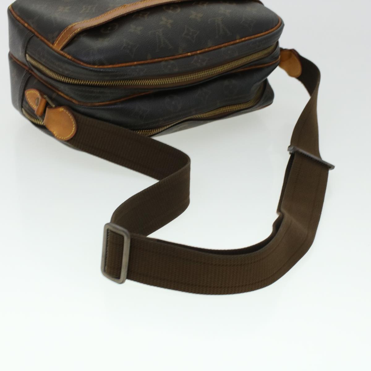 LOUIS VUITTON Monogram Reporter PM Shoulder Bag M45254 LV 45218