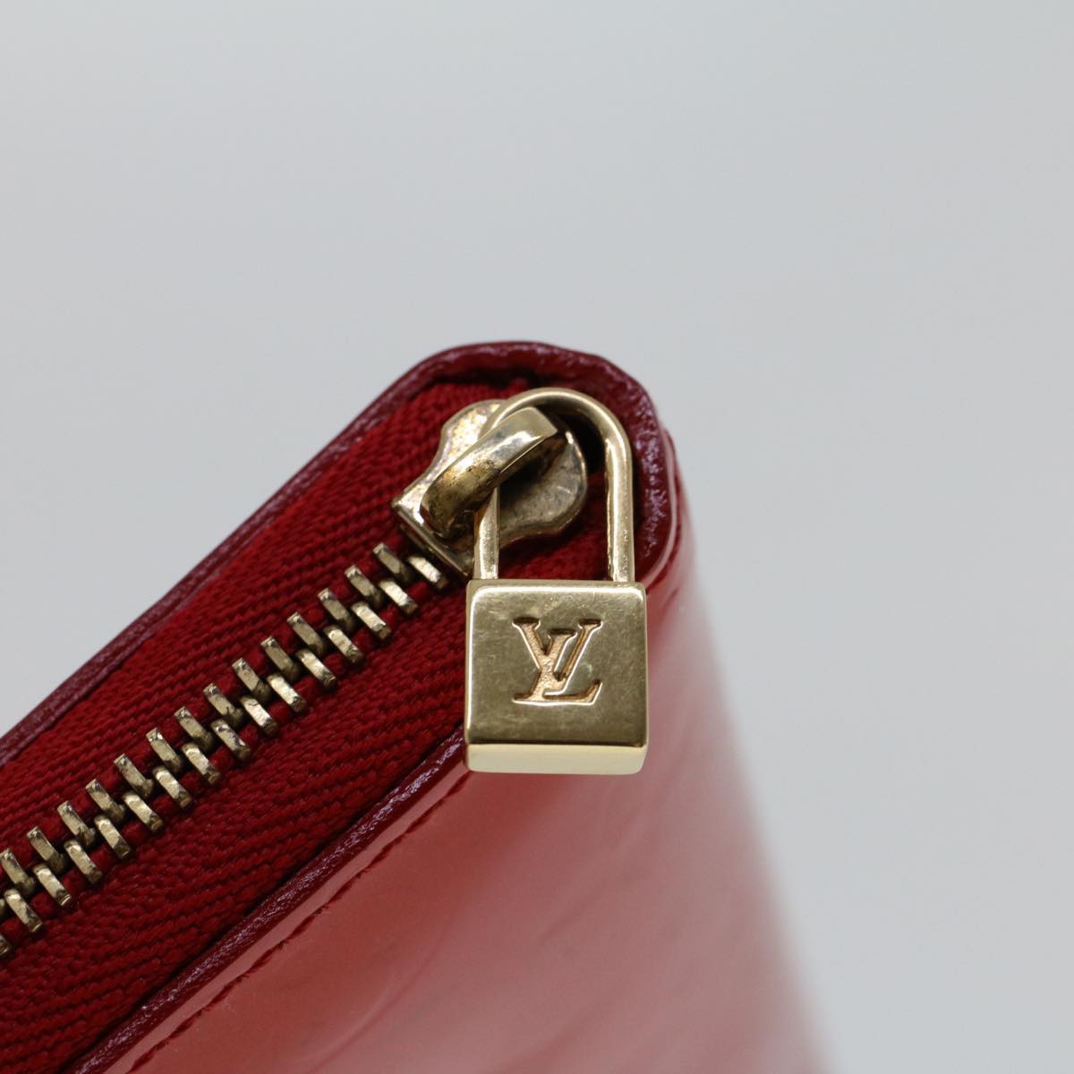 LOUIS VUITTON Monogram Vernis Eldridge Wallet Rouge M91159 LV 45272
