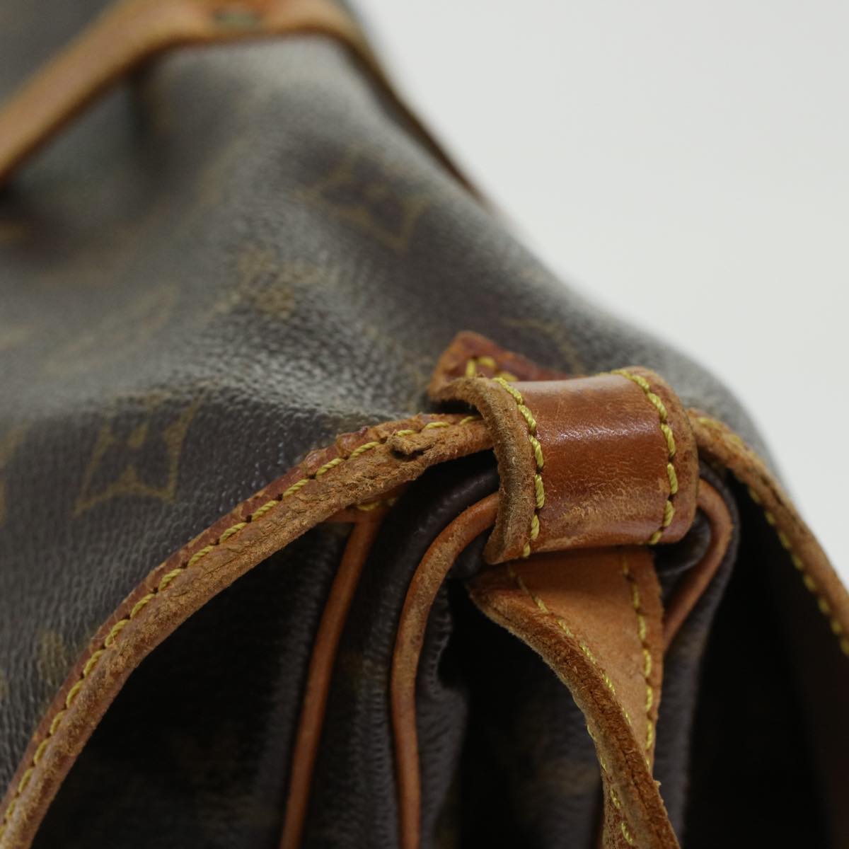 LOUIS VUITTON Monogram Saumur 35 Shoulder Bag M42254 LV 45308