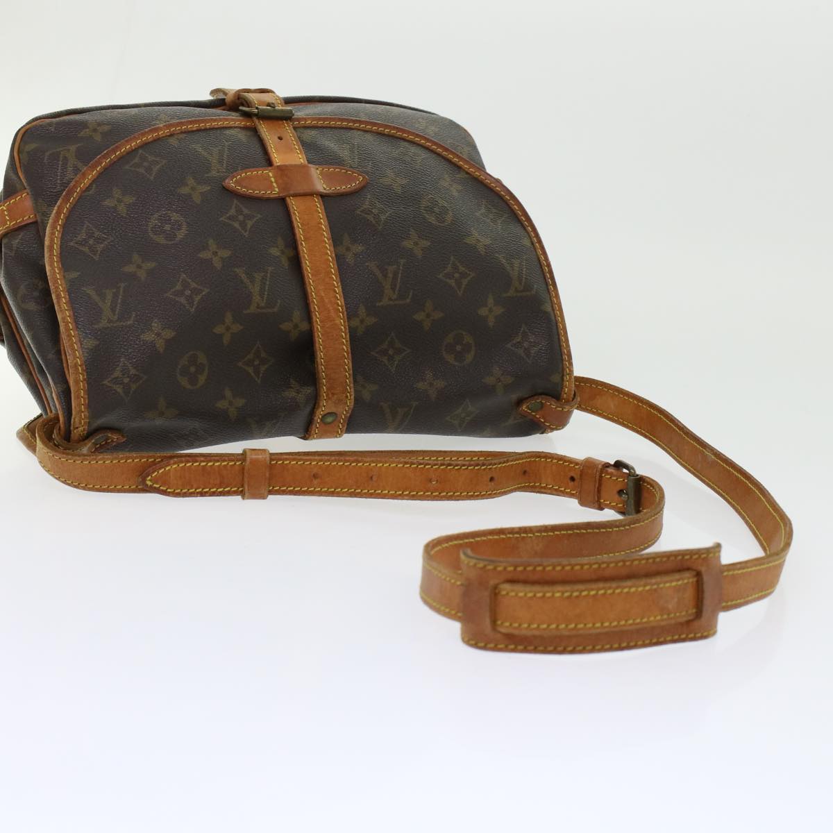 LOUIS VUITTON Monogram Saumur 35 Shoulder Bag M42254 LV 45308