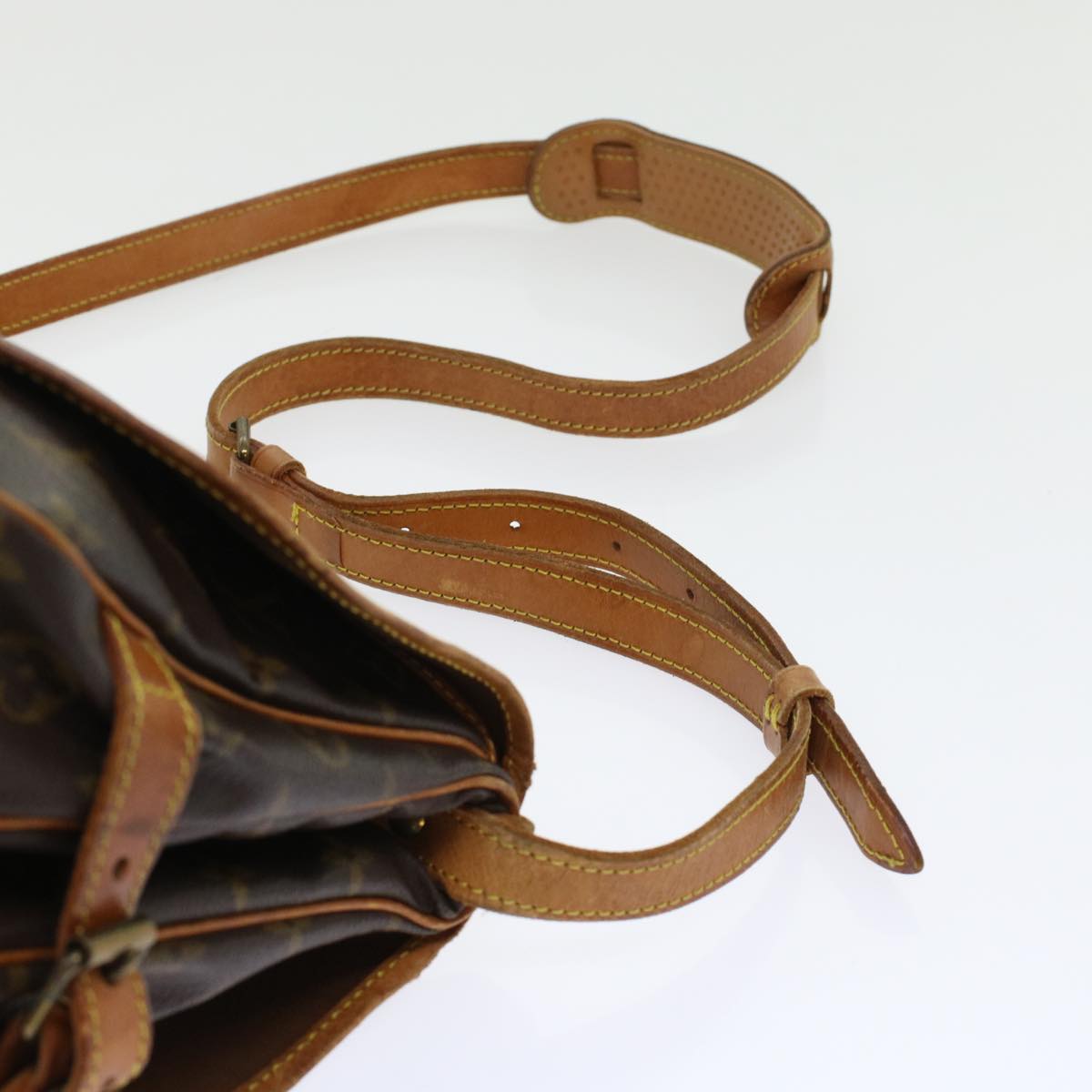 LOUIS VUITTON Monogram Saumur 35 Shoulder Bag M42254 LV 45308
