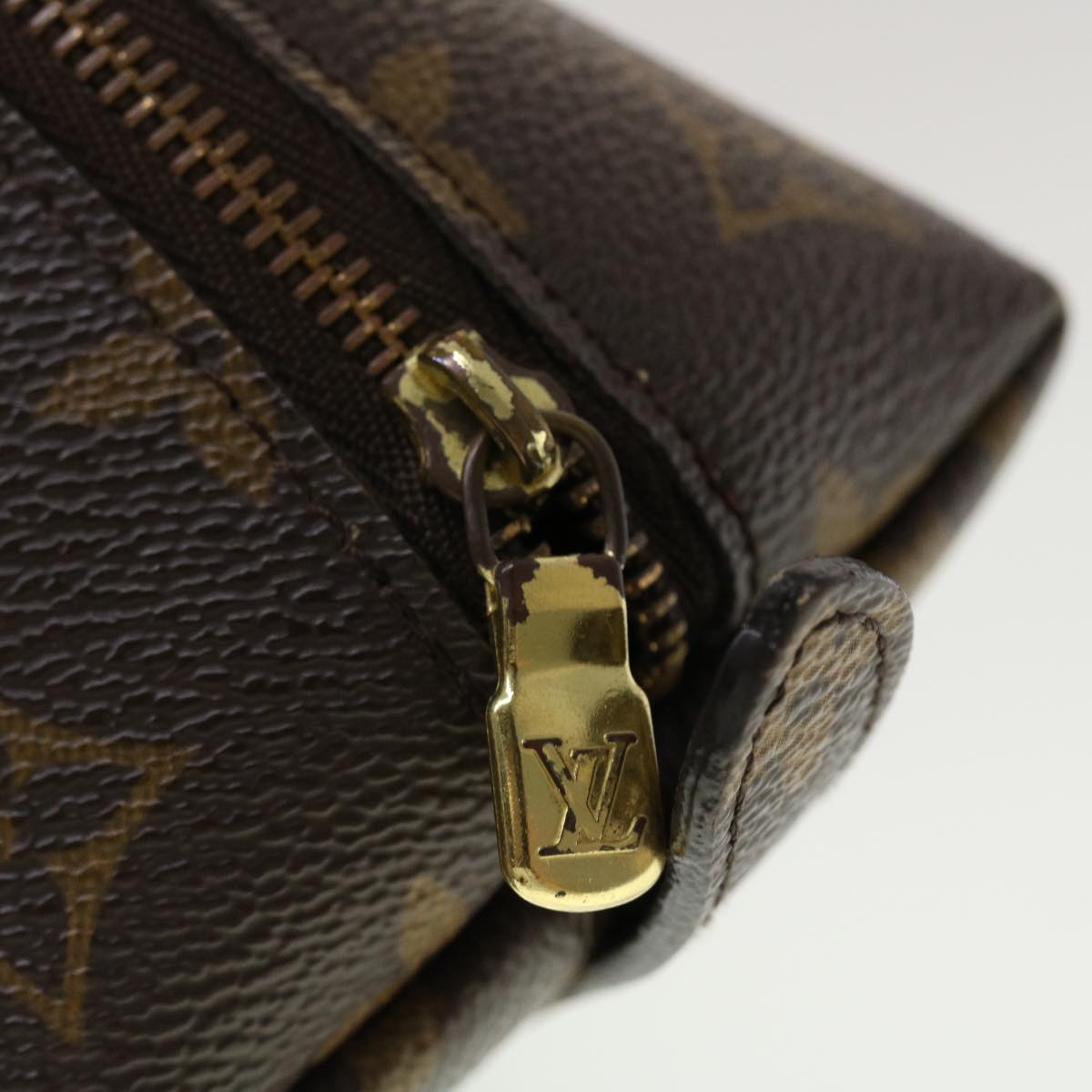 LOUIS VUITTON Monogram Trousse Demi Ronde Cosmetic Pouch M47520 LV 45317