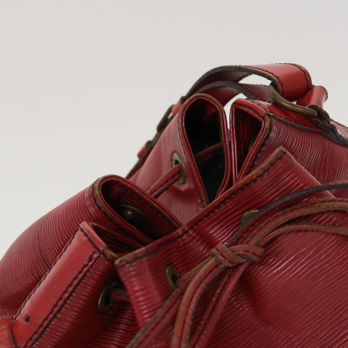 LOUIS VUITTON Epi Petit Noe Shoulder Bag Red M44107 LV 45326