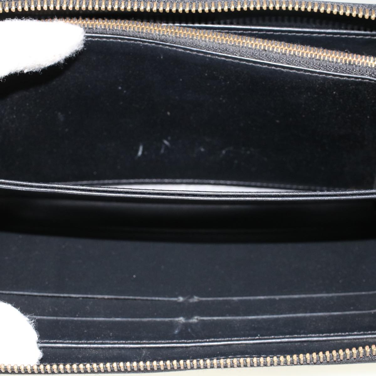 LOUIS VUITTON Vernis Nicolas Ghesquière Zippy Wallet White M50370 LV 45330