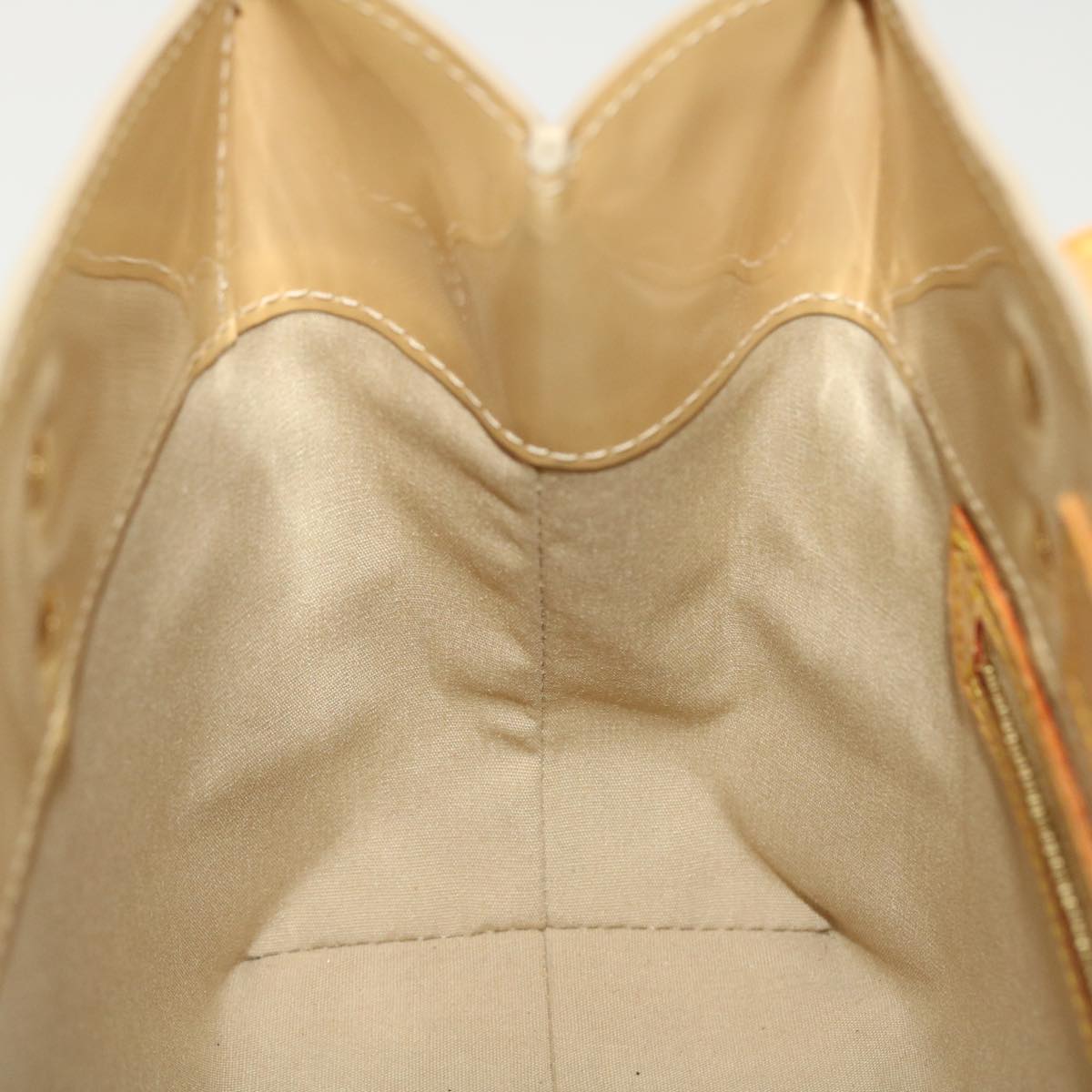 LOUIS VUITTON Monogram Vernis Reade PM Hand Bag Beige M91334 LV 45340
