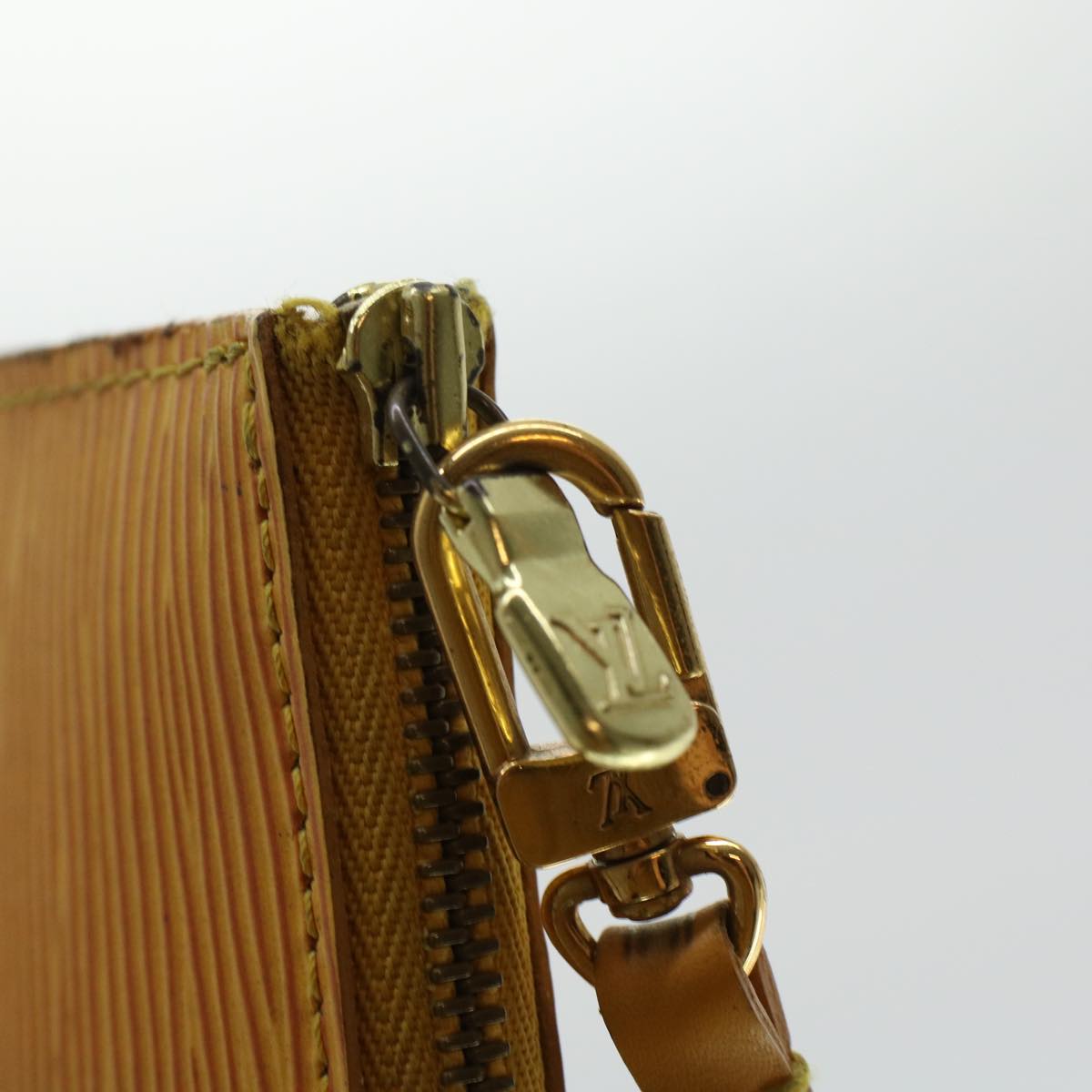 LOUIS VUITTON Epi Pochette Accessoires Pouch Yellow M52989 LV 45368