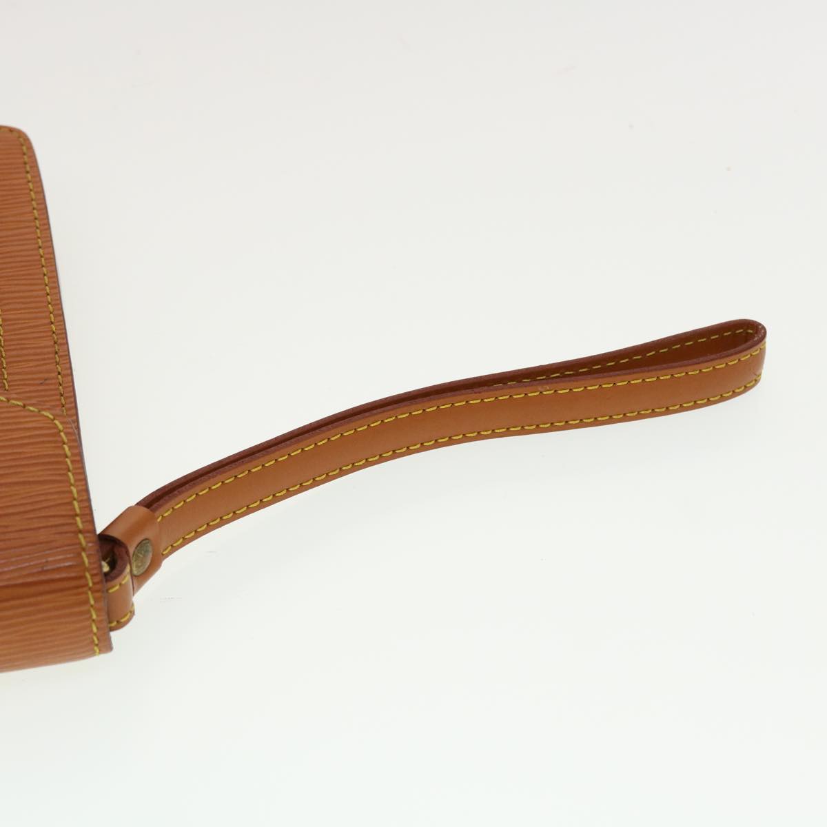 LOUIS VUITTON Epi Serie Dragonne Hand Bag Brown M52618 LV 45374