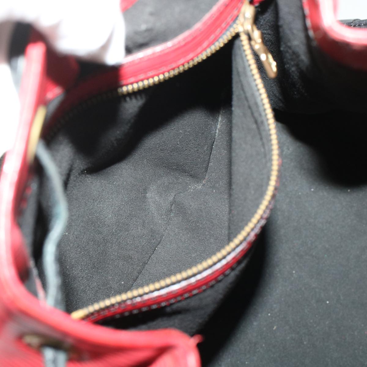 LOUIS VUITTON Epi Petit Noe Shoulder Bag Bicolor Black Red M44172 LV 45384