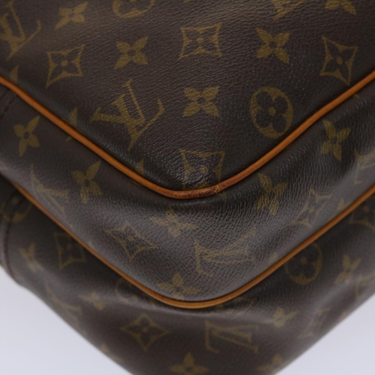 LOUIS VUITTON Monogram Reporter GM Shoulder Bag M45252 LV 45392
