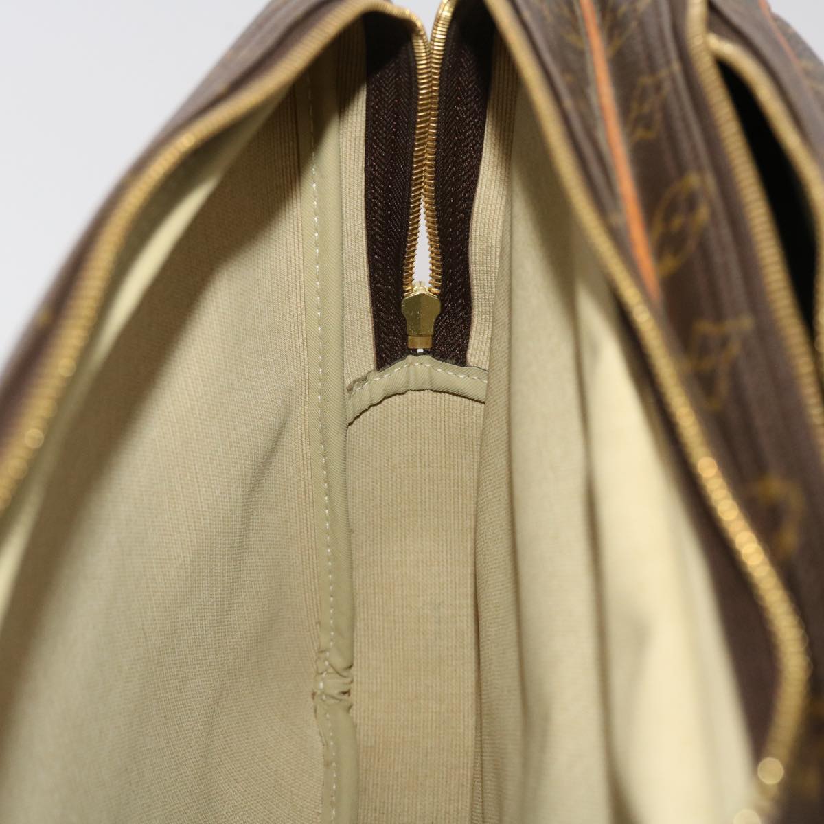 LOUIS VUITTON Monogram Reporter GM Shoulder Bag M45252 LV 45392