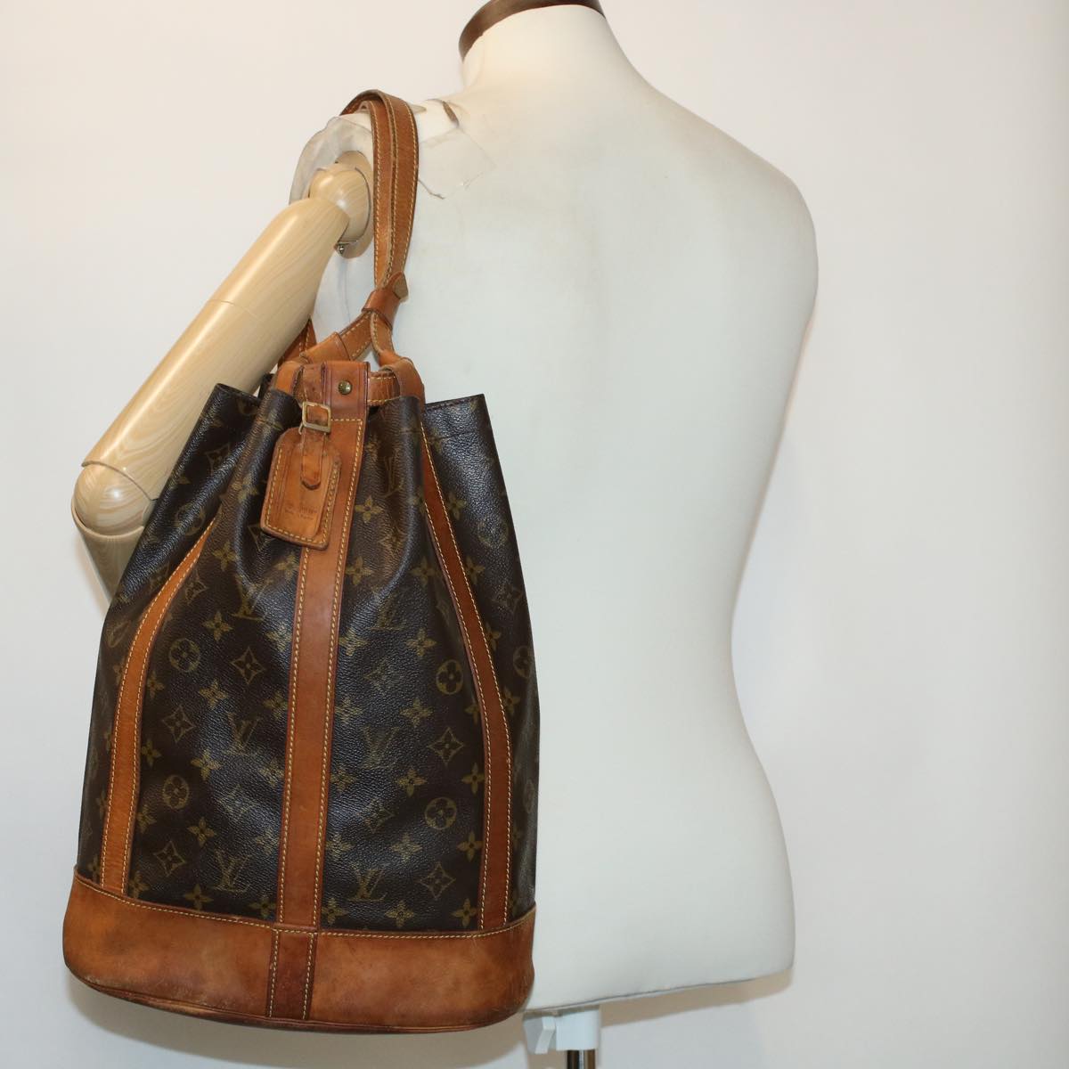 LOUIS VUITTON Monogram Randonnee PM Shoulder Bag M42243 LV 45402