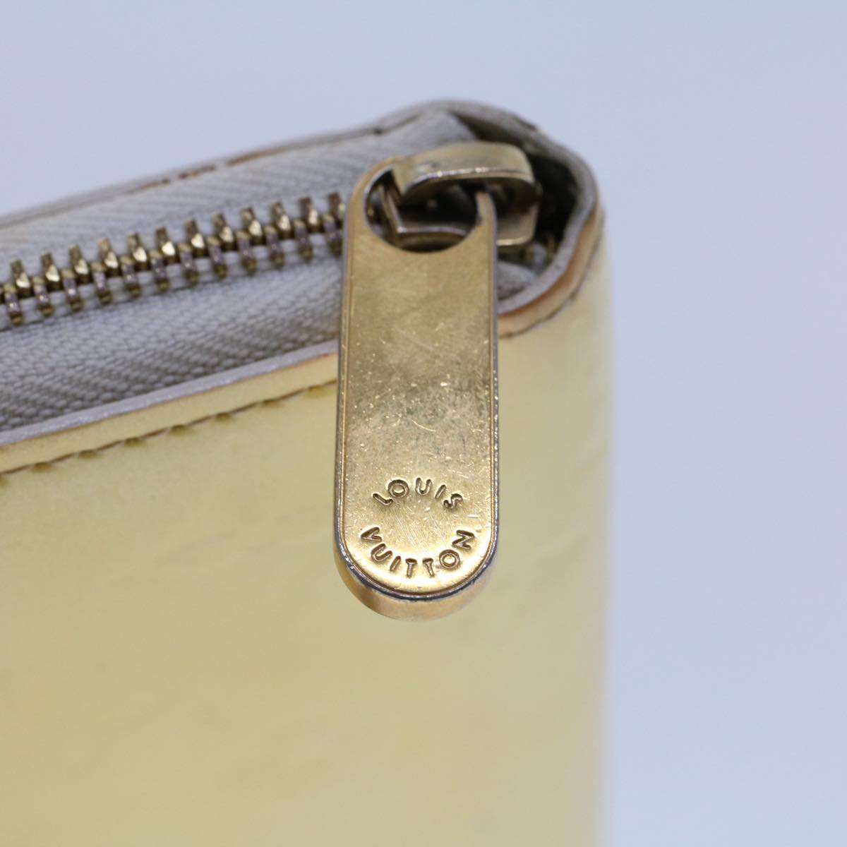 LOUIS VUITTON Monogram Vernis Zippy Wallet Wallet Perle M91471 LV 45414