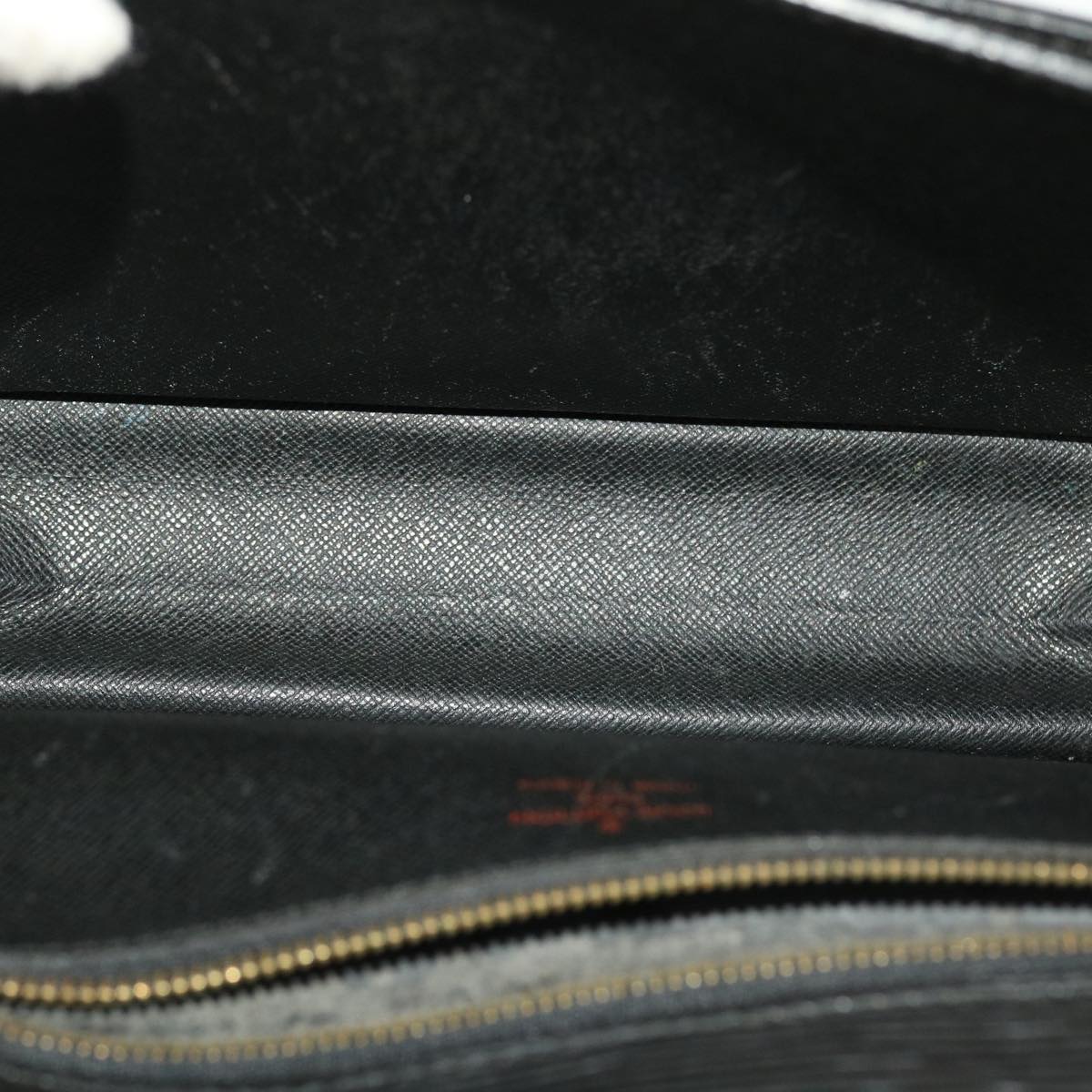 LOUIS VUITTON Epi Serie Dragonne Hand Bag Black M52612 LV 45416