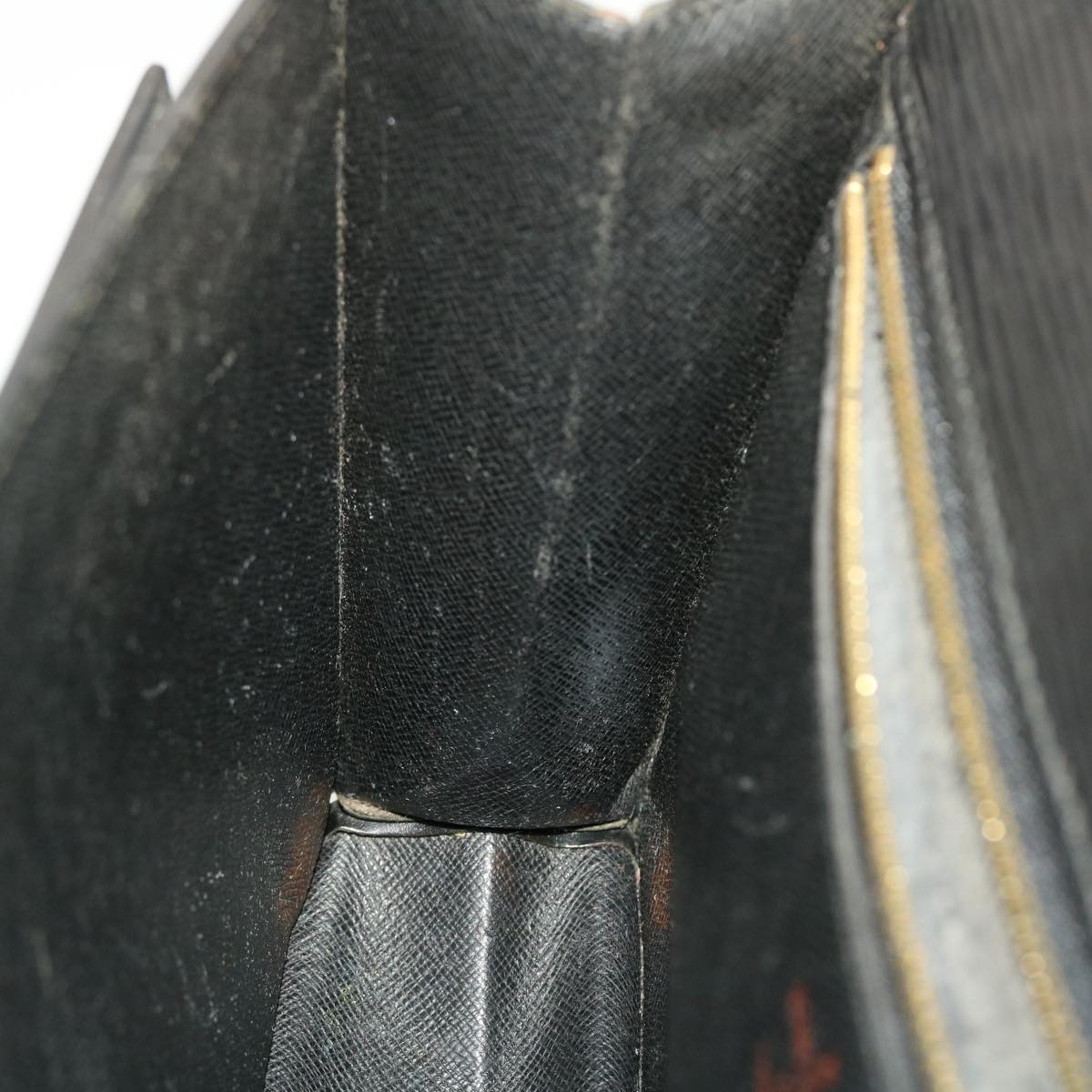 LOUIS VUITTON Epi Serie Dragonne Hand Bag Black M52612 LV 45416