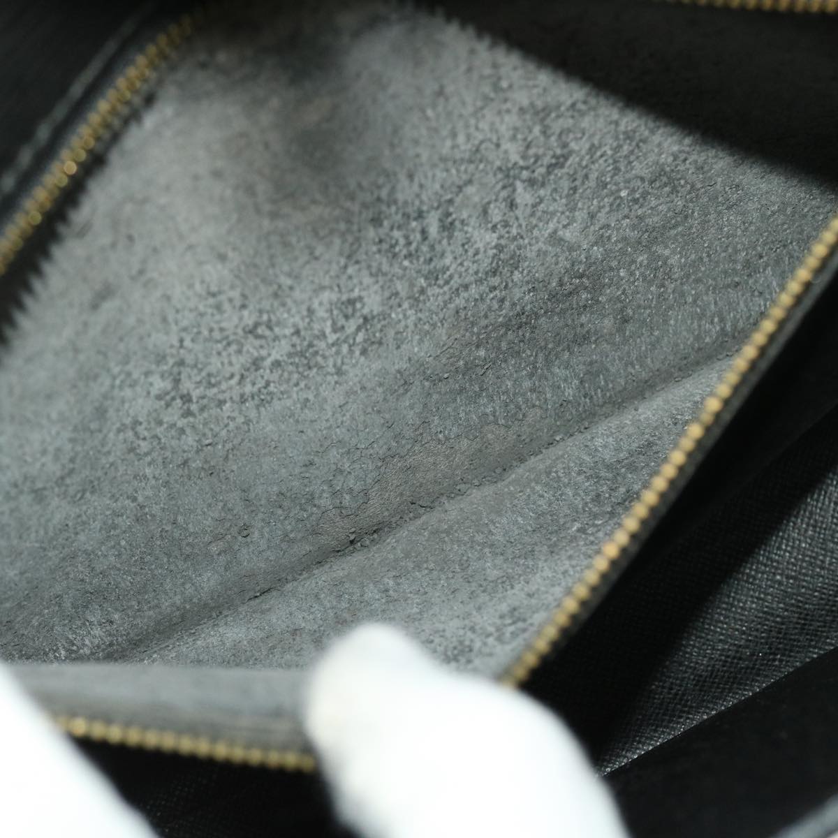 LOUIS VUITTON Epi Serie Dragonne Hand Bag Black M52612 LV 45416