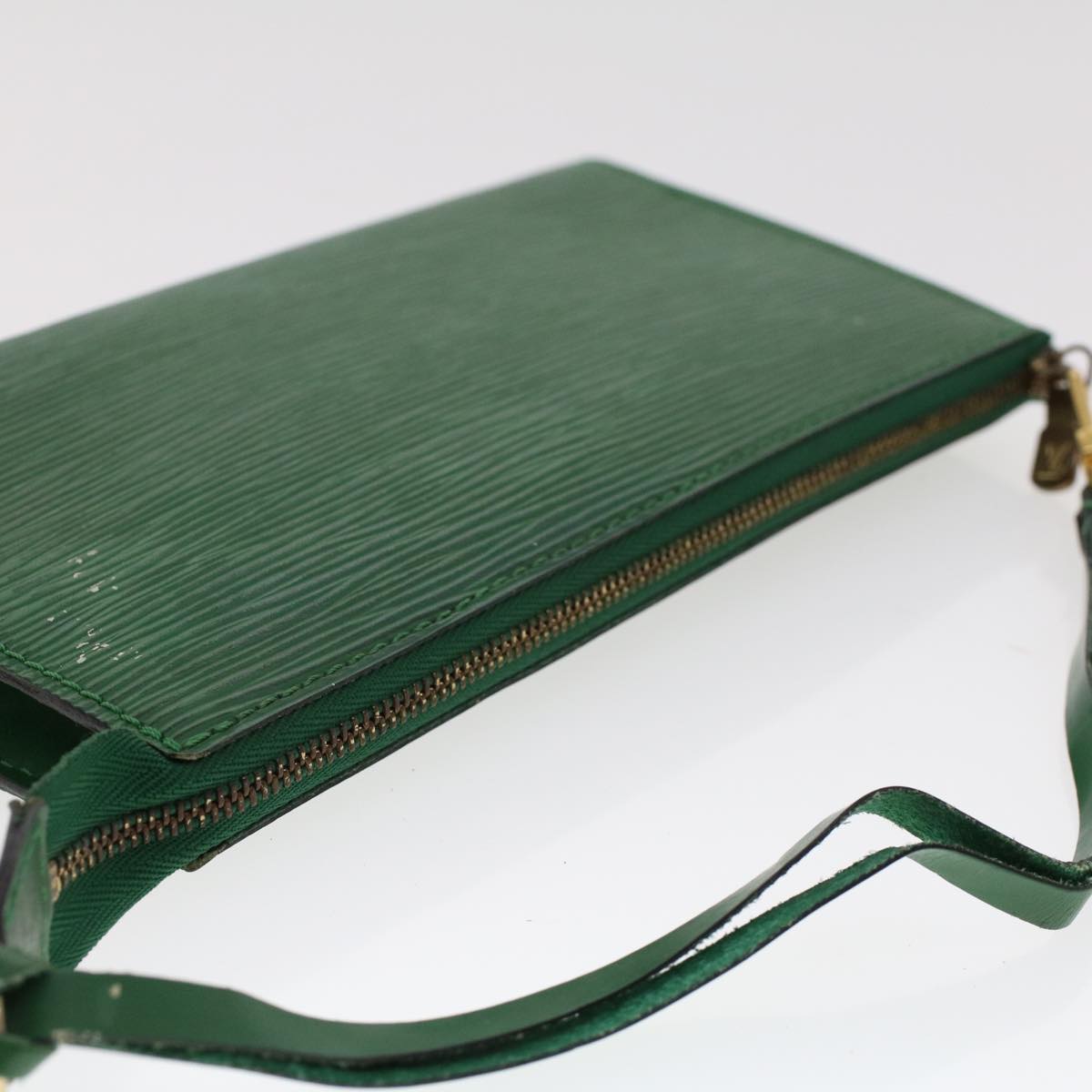 LOUIS VUITTON Epi Pochette Accessoires Accessory Pouch Green M52984 45422