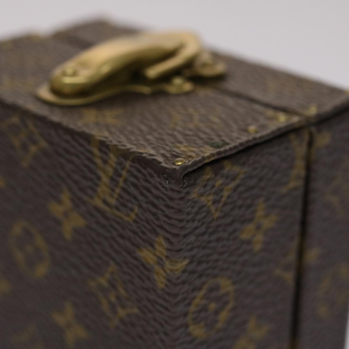 LOUIS VUITTON Monogram Accessory Case LV 45437A