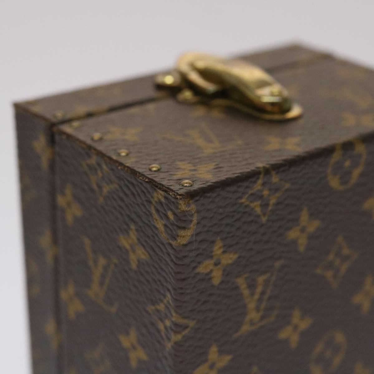 LOUIS VUITTON Monogram Accessory Case LV 45442A