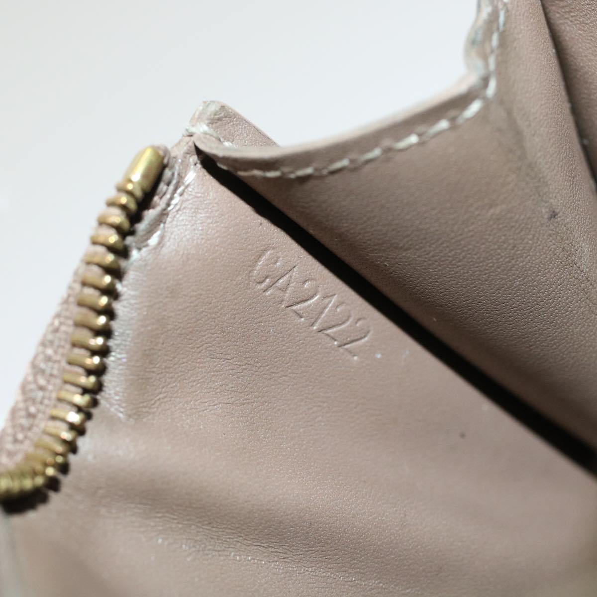 LOUIS VUITTON Monogram Vernis Pochette Cle NM Coin Purse Beige M91763 45448
