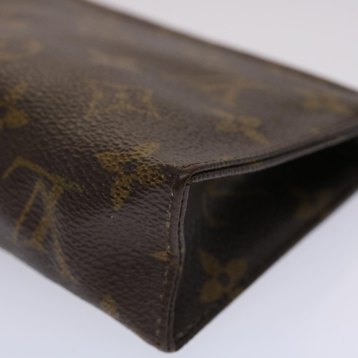 LOUIS VUITTON Monogram Poche Toilette 15 Pouch M47546 LV 45485