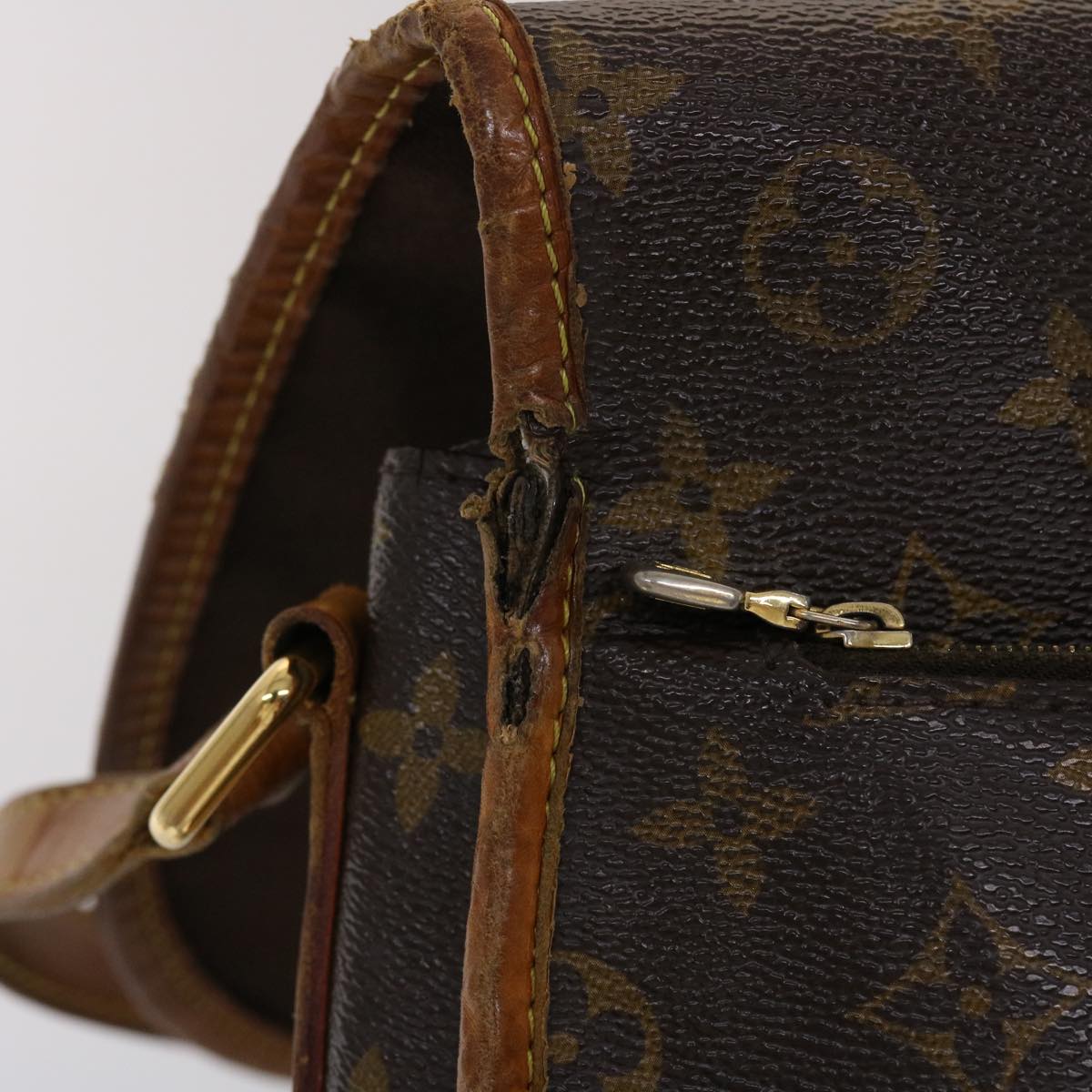 LOUIS VUITTON Monogram Menilmontant MM Shoulder Bag M40473 LV 45491