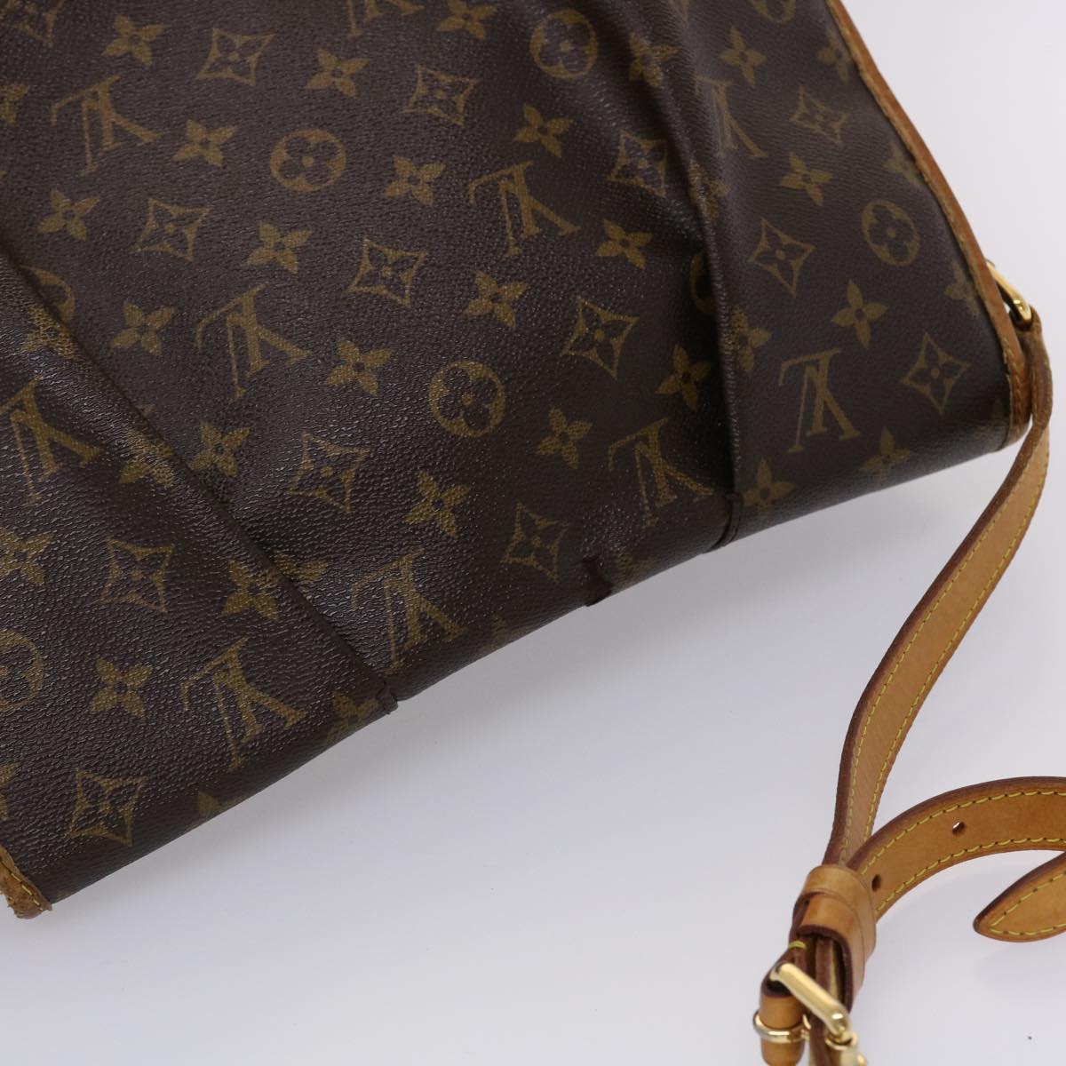 LOUIS VUITTON Monogram Menilmontant MM Shoulder Bag M40473 LV 45491
