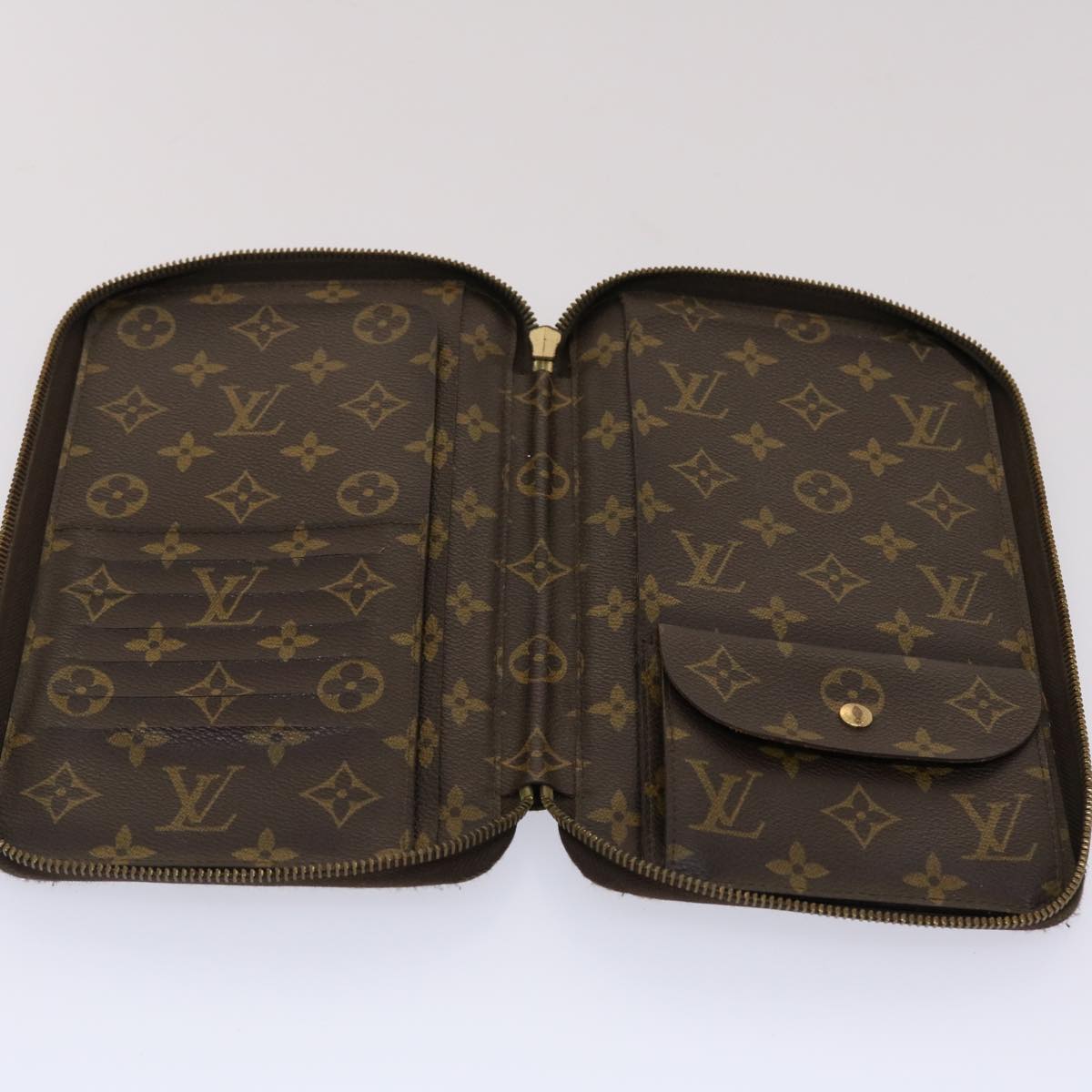 LOUIS VUITTON Monogram Poche Escapade Travel Case M60113 LV 45496
