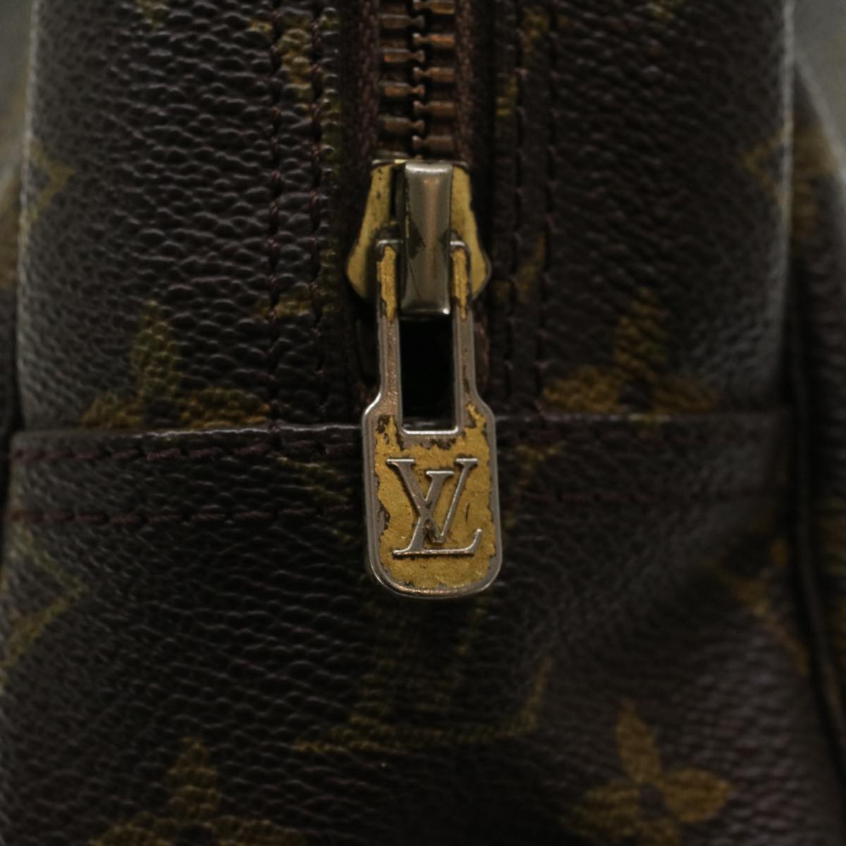 LOUIS VUITTON Monogram Trousse Toilette 28 Clutch Bag M47522 LV 45511