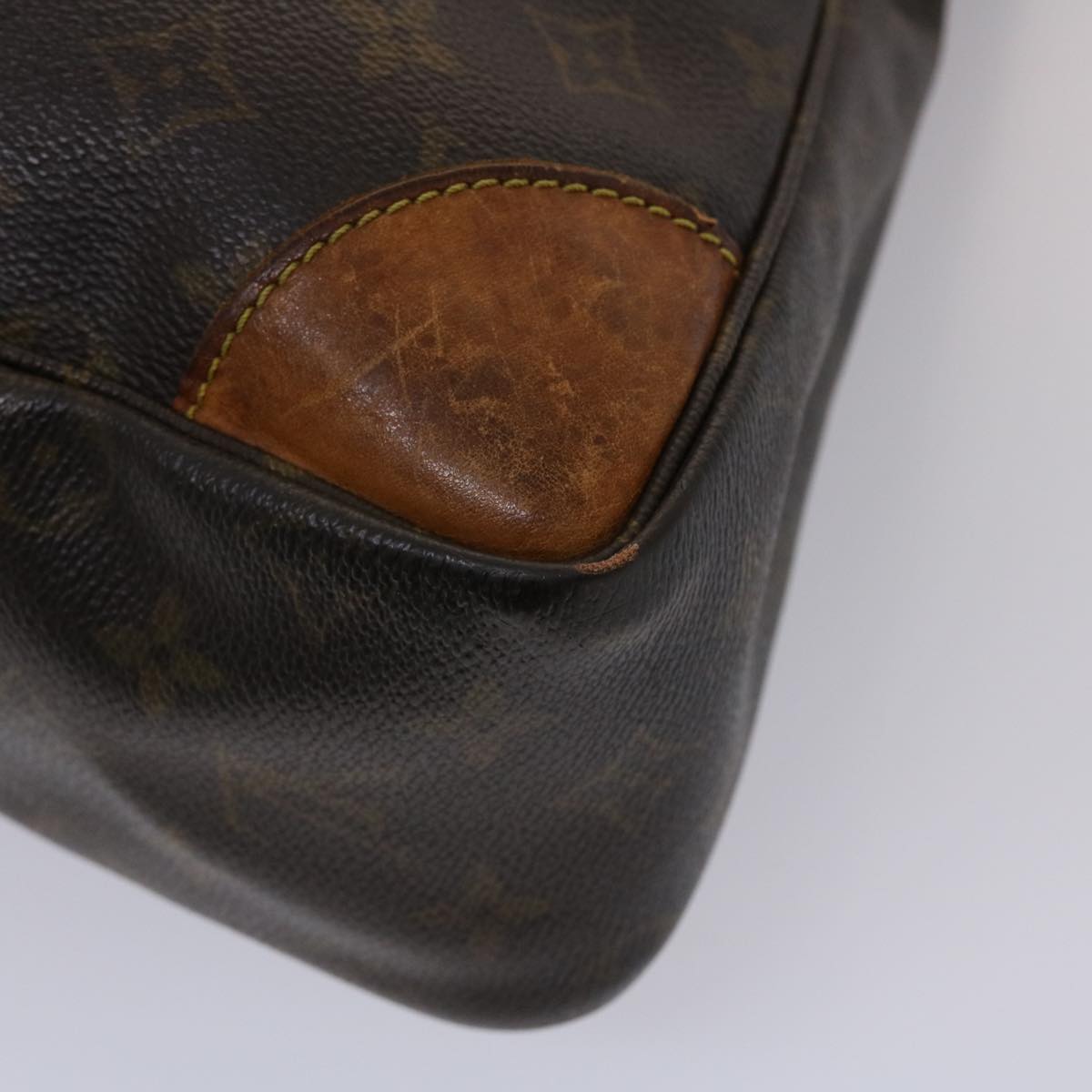 LOUIS VUITTON Monogram Ballad Shoulder Bag M51112 LV 45521