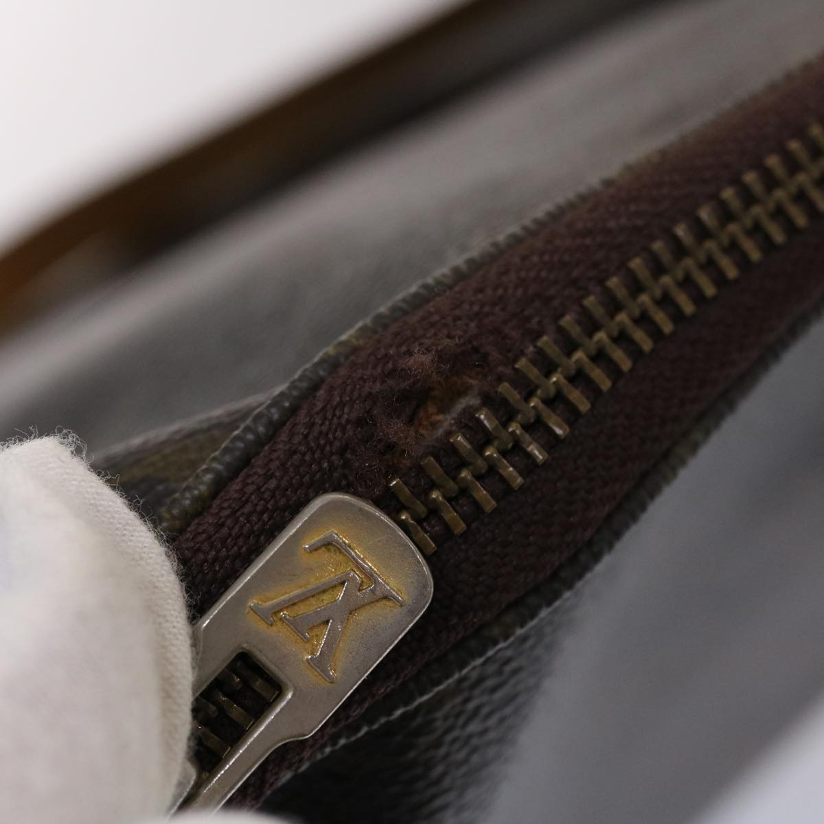 LOUIS VUITTON Monogram Ballad Shoulder Bag M51112 LV 45521