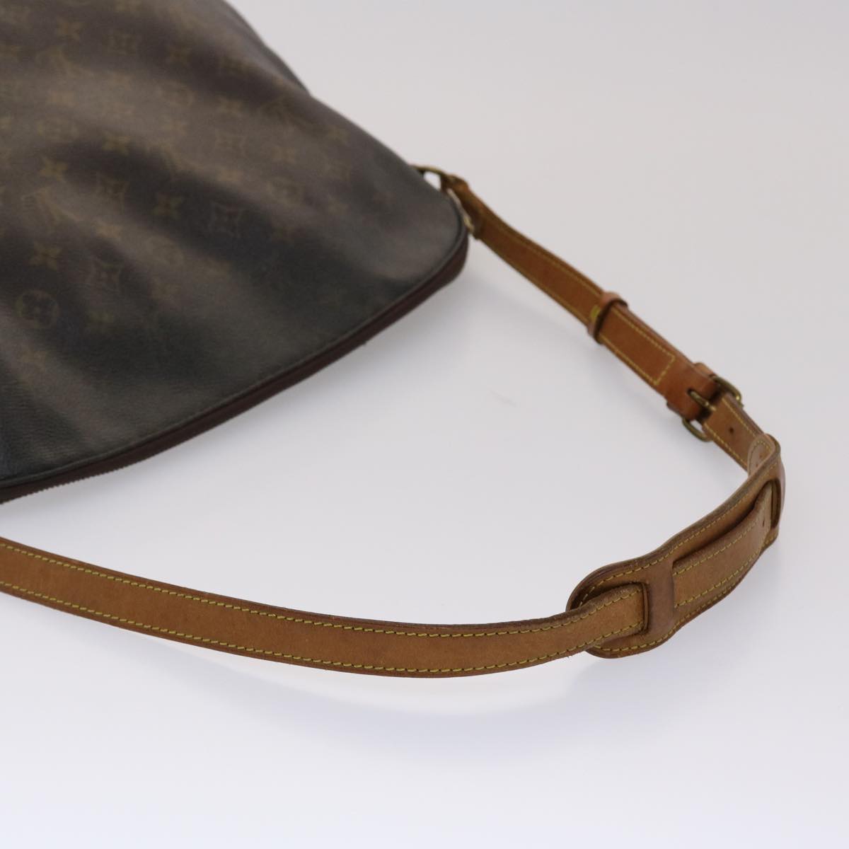 LOUIS VUITTON Monogram Ballad Shoulder Bag M51112 LV 45521