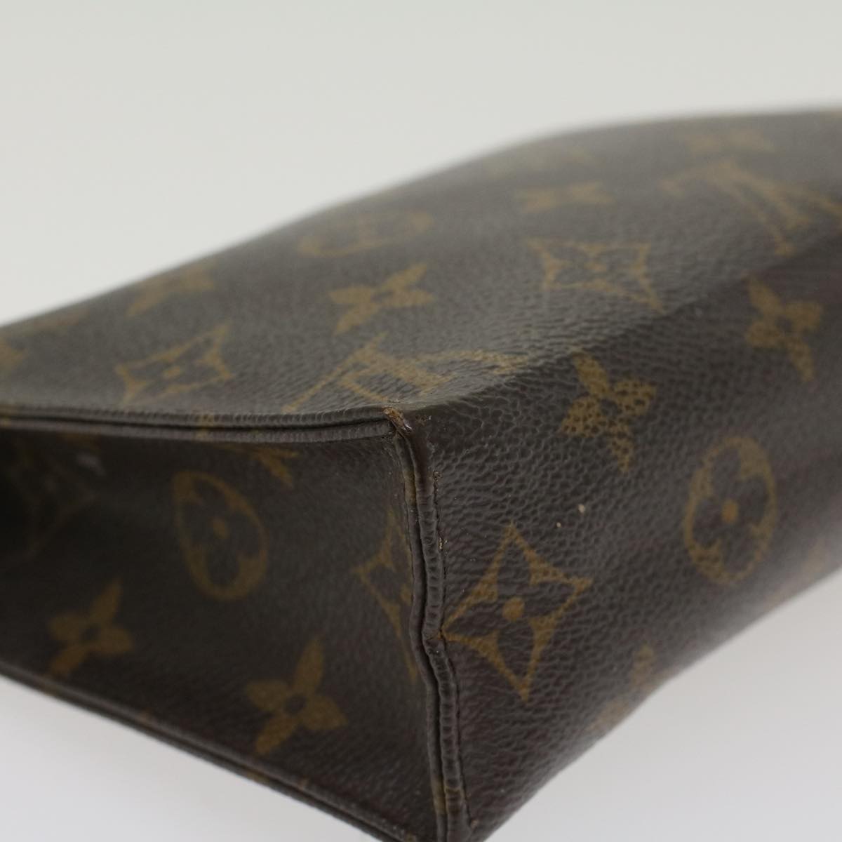 LOUIS VUITTON Monogram Poche Toilette 19 Pouch M47544 LV 45555