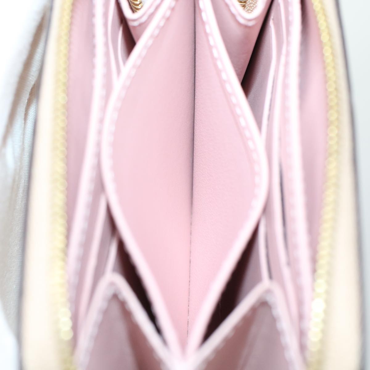 LOUIS VUITTON Vernis Rayure Zippy Coin Purse Pink Beige M58066 LV 45570