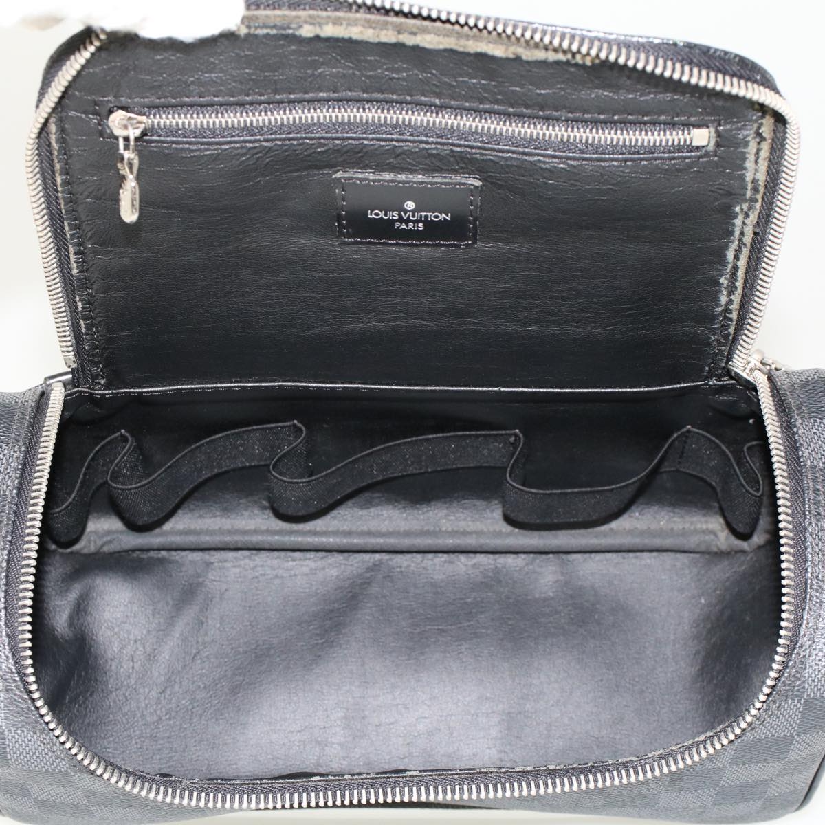 LOUIS VUITTON Damier Graphite Toiletry Pouch Clutch Bag N47625 LV 45577