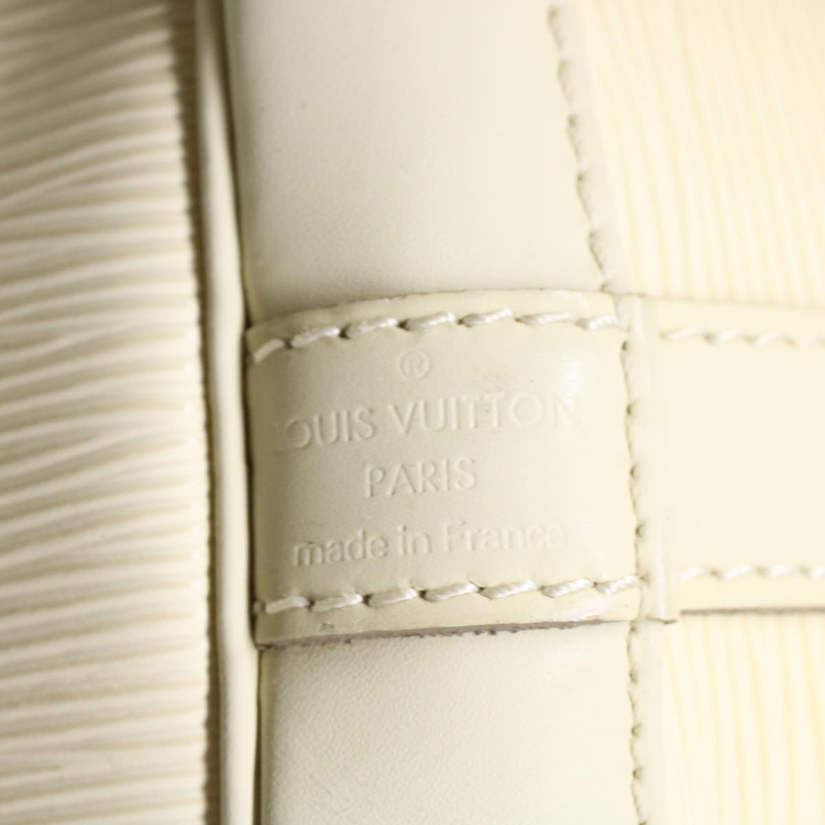 LOUIS VUITTON Epi Noe Shoulder Bag White M4084J LV 45589
