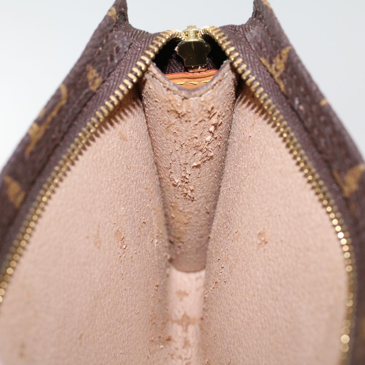 LOUIS VUITTON Monogram Bucket PM Pouch Accessory Pouch LV 45615