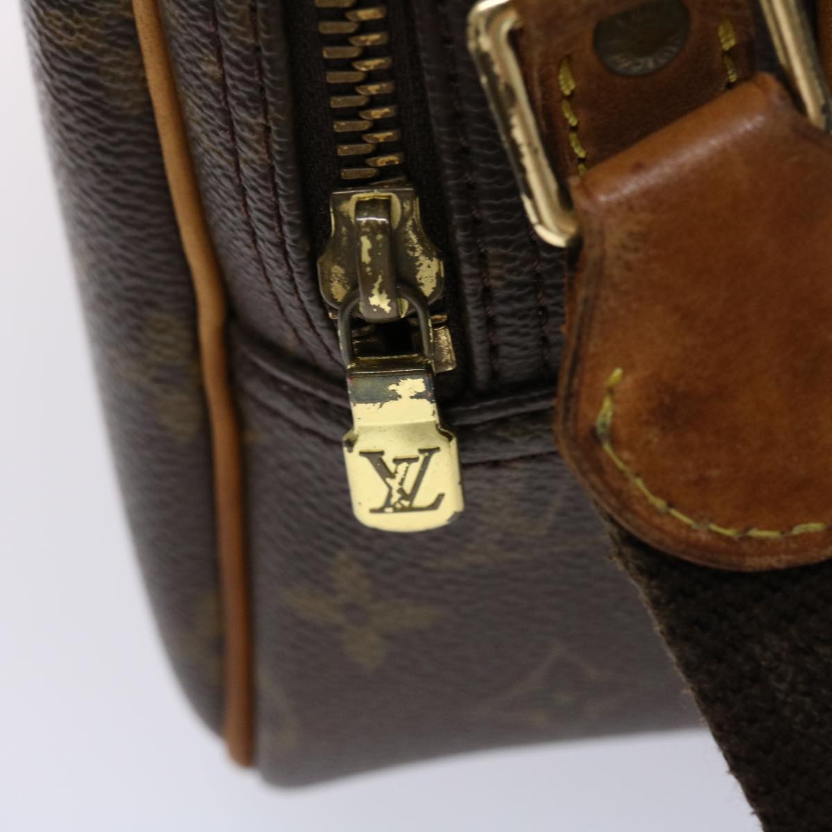 LOUIS VUITTON Monogram Reporter PM Shoulder Bag M45254 LV 45650