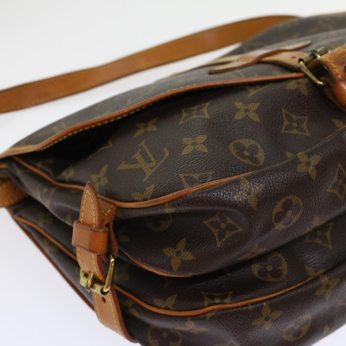 LOUIS VUITTON Monogram Saumur 30 Shoulder Bag M42256 LV 45657