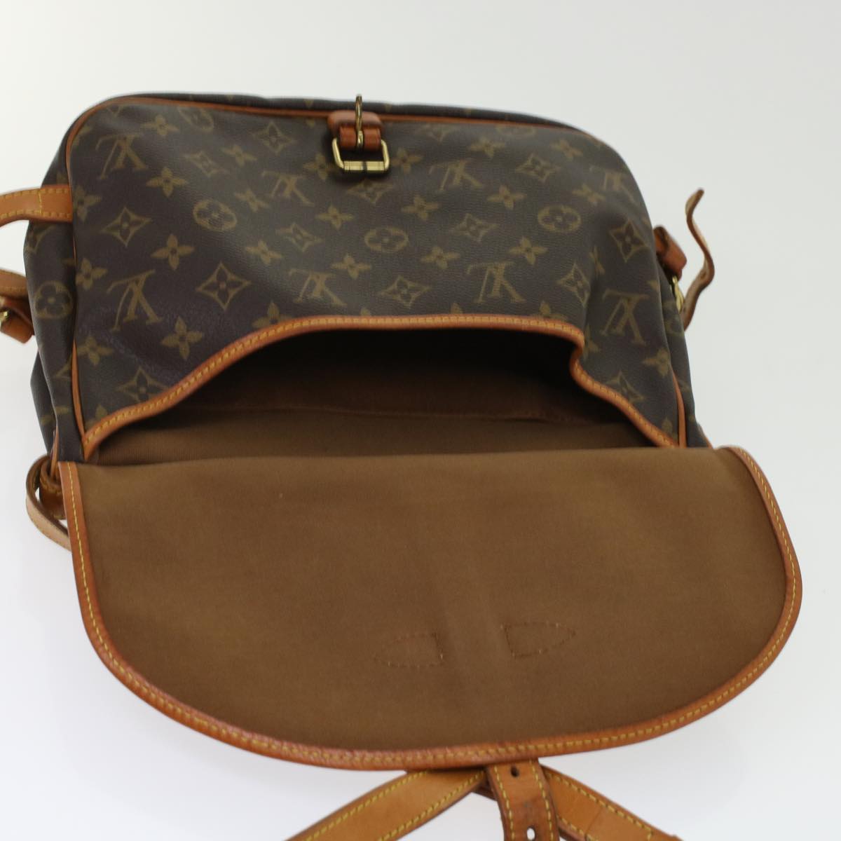 LOUIS VUITTON Monogram Saumur 30 Shoulder Bag M42256 LV 45657